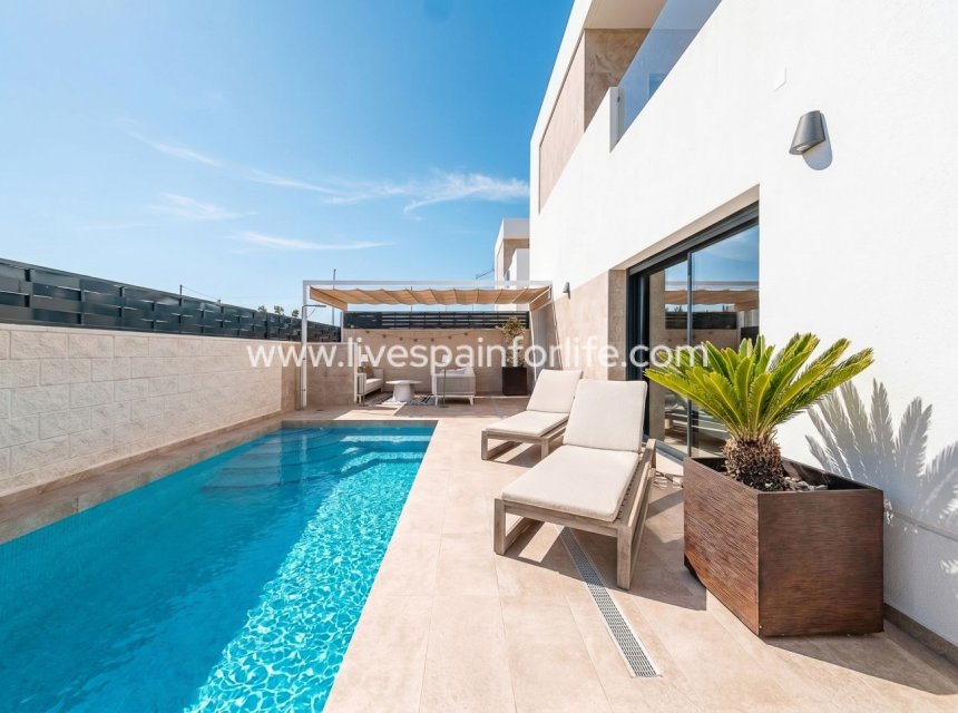 Reventa - Villa (detached) -
Alicante
