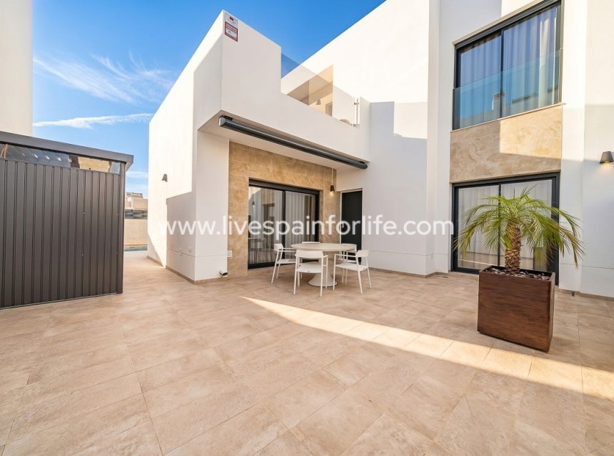Reventa - Villa (detached) -
Alicante
