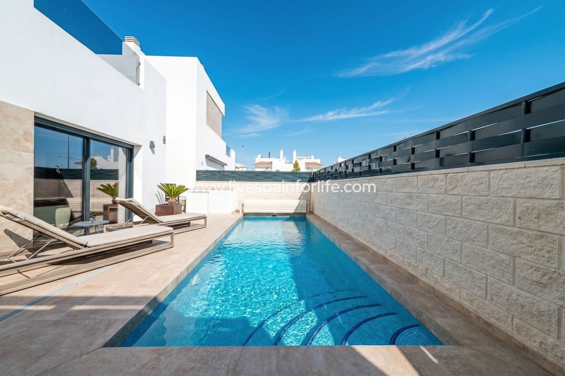 Reventa - Villa (detached) -
Alicante