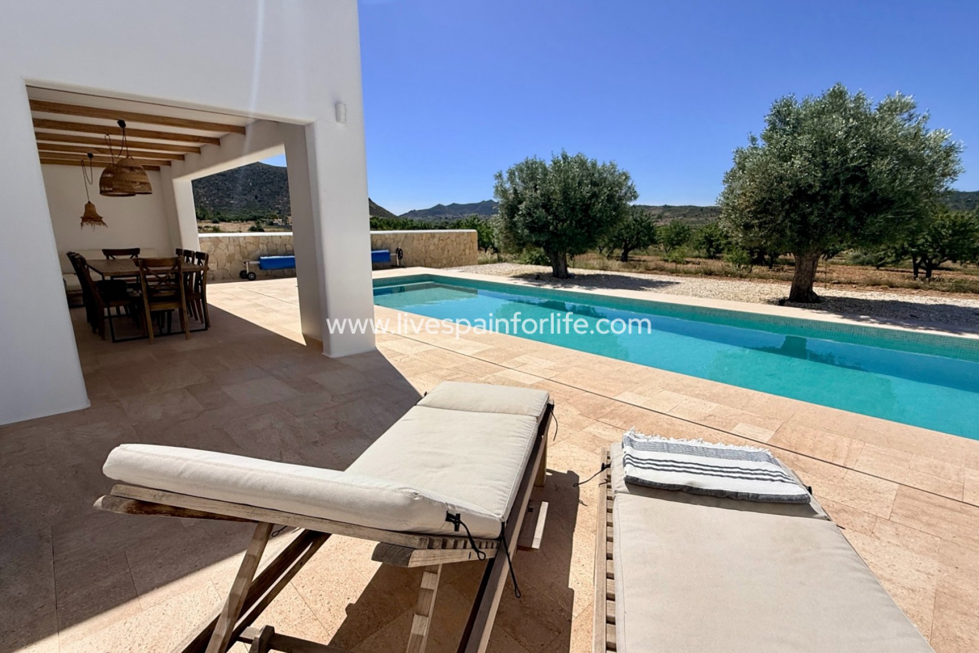 Reventa - Villa (detached) -
Barbarroja