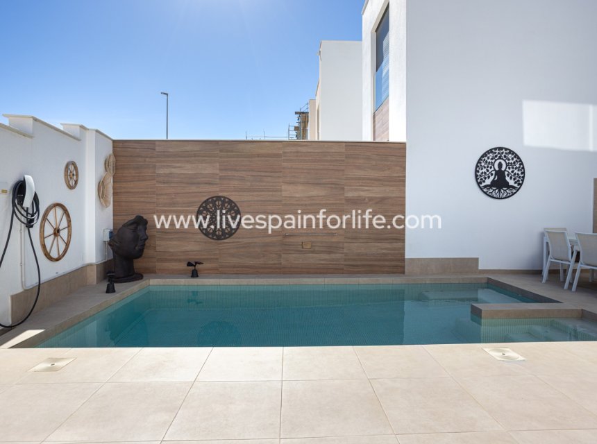 Reventa - Villa (detached) -
Benijofar