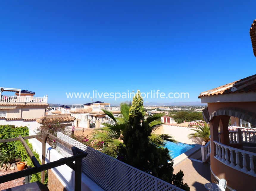 Reventa - Villa (detached) -
Benimar