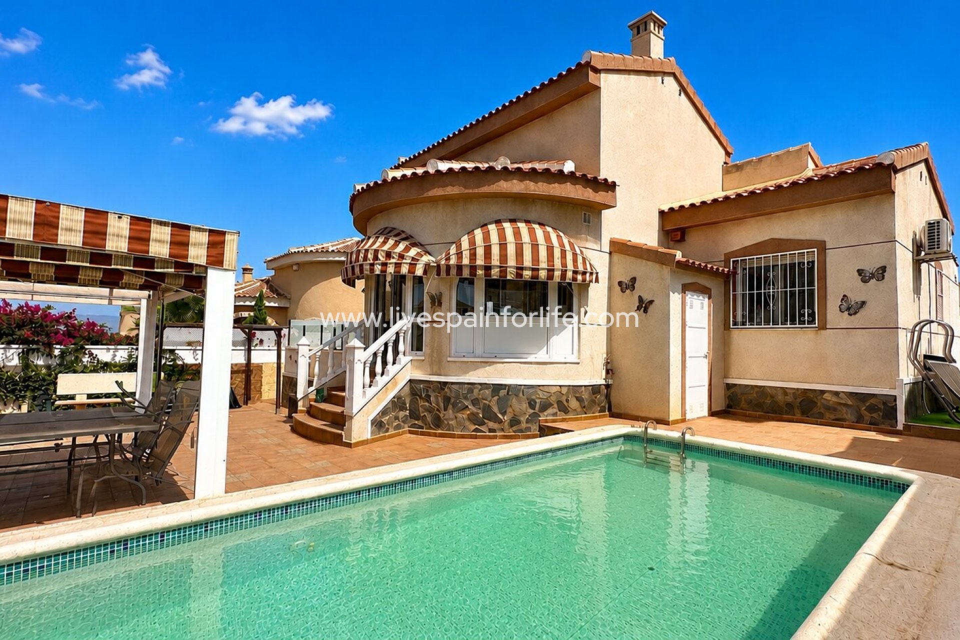 Reventa - Villa (detached) -
Benimar