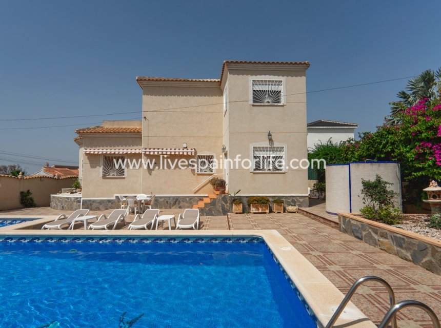 Reventa - Villa (detached) -
Ciudad Quesada - Campo De Golf La Marquesa