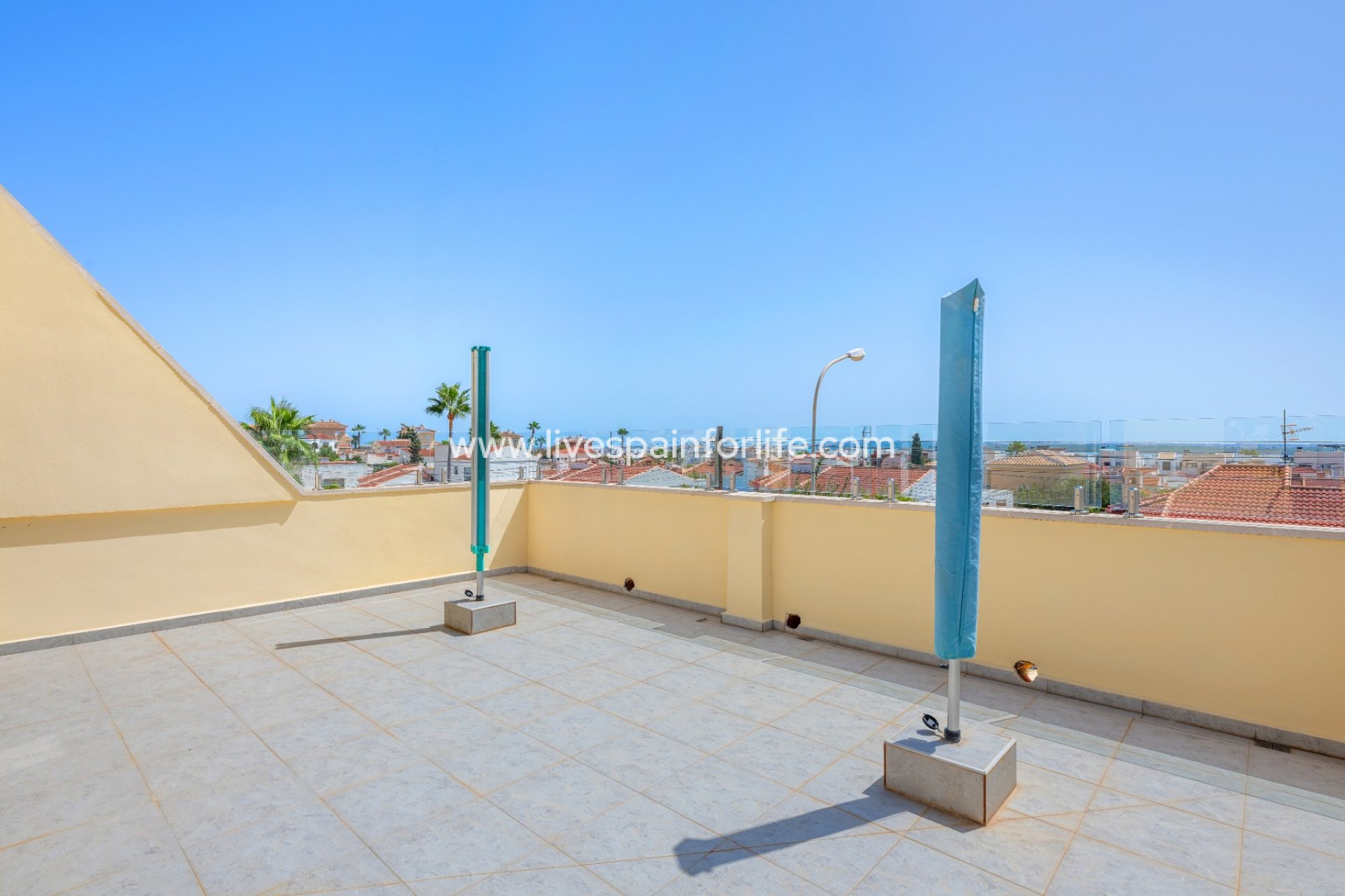 Reventa - Villa (detached) -
Ciudad Quesada - Center