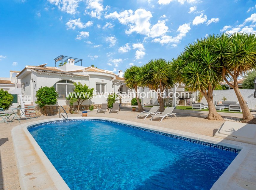 Reventa - Villa (detached) -
Ciudad Quesada - Pueblo Bravo