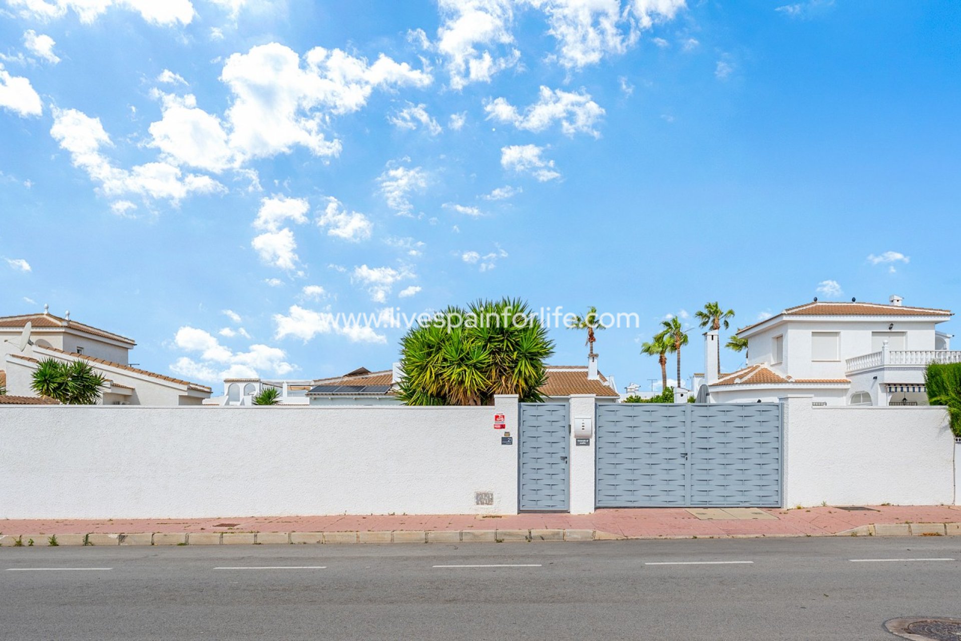 Reventa - Villa (detached) -
Ciudad Quesada - Pueblo Bravo