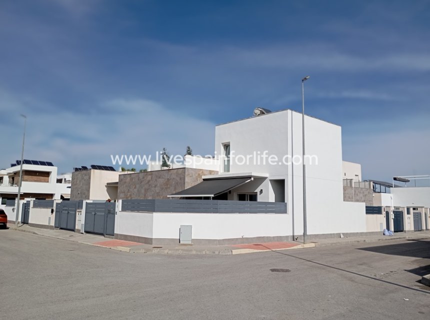 Reventa - Villa (detached) -
Daya Vieja