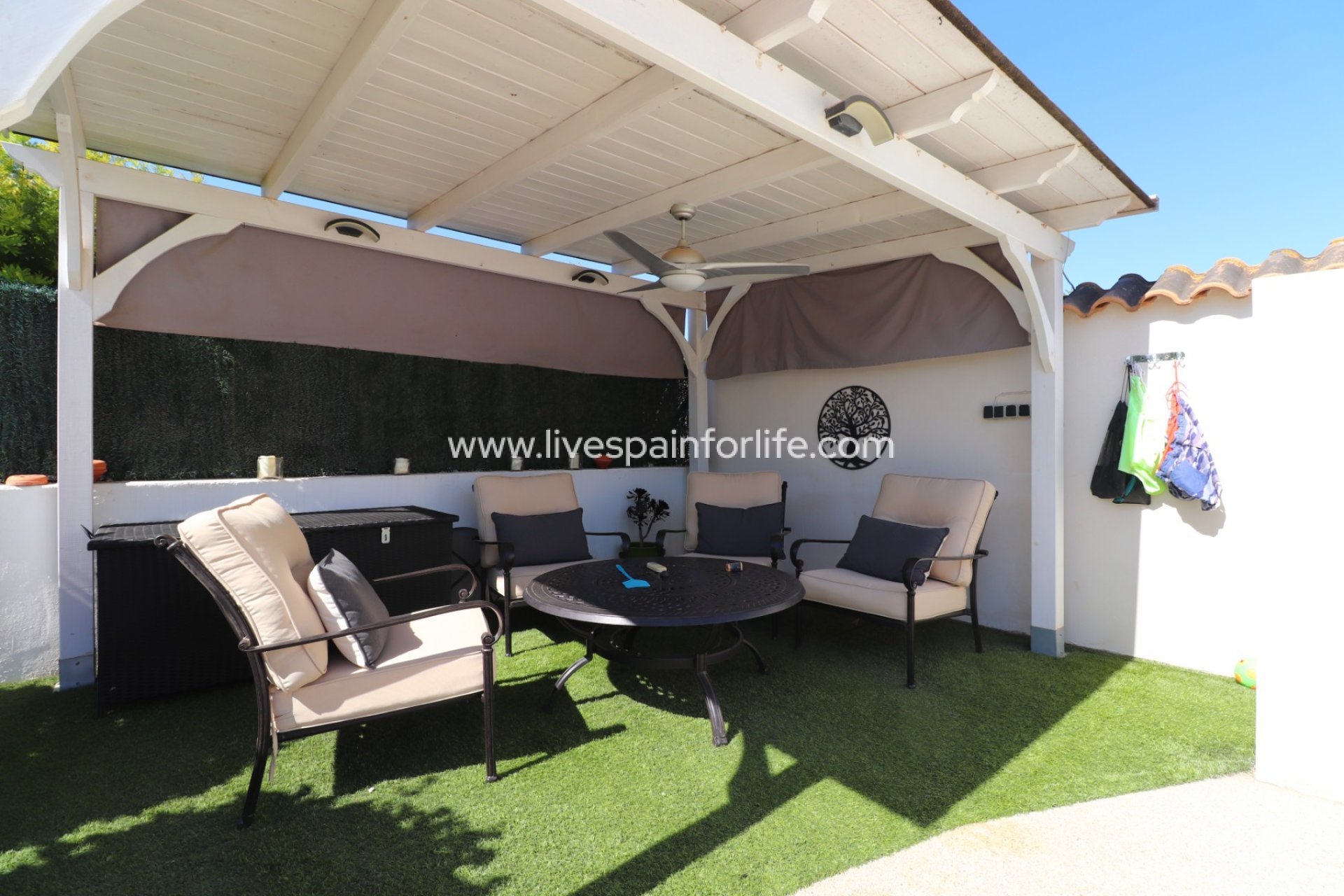 Reventa - Villa (detached) -
Formentera Del Segura - Fincas de La Vega
