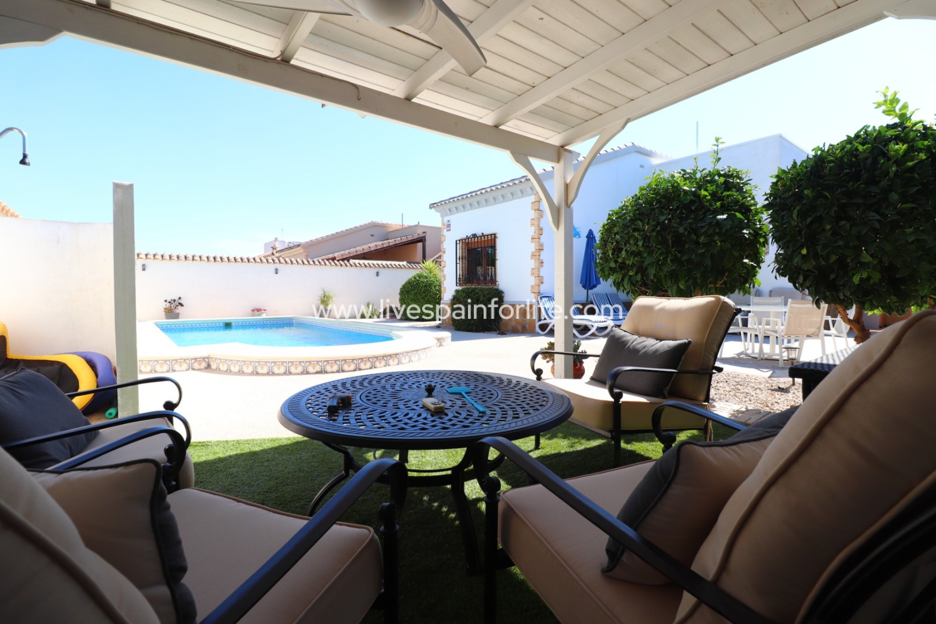 Reventa - Villa (detached) -
Formentera Del Segura - Fincas de La Vega