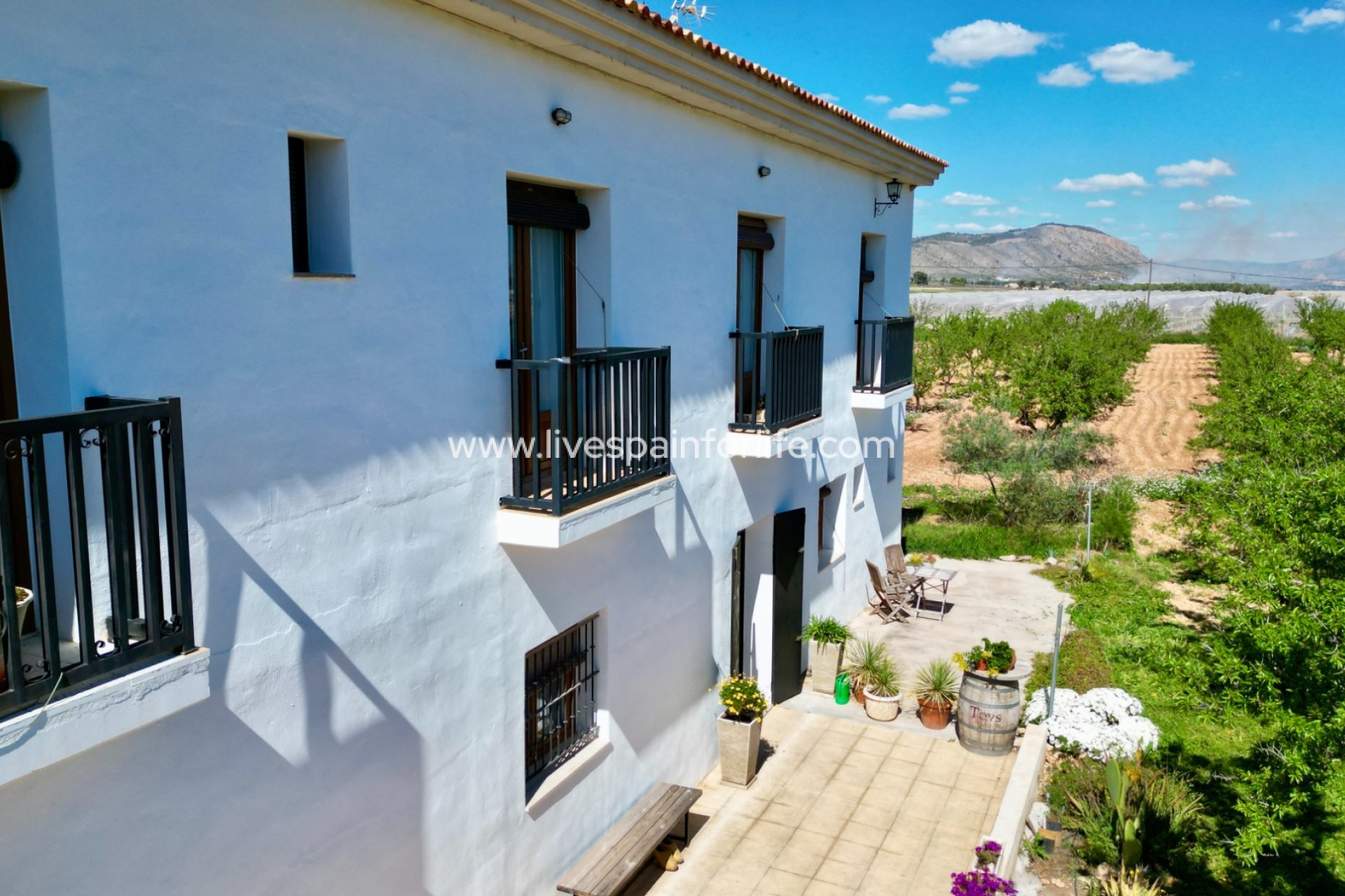 Reventa - Villa (detached) -
Hondon De Las Nieves