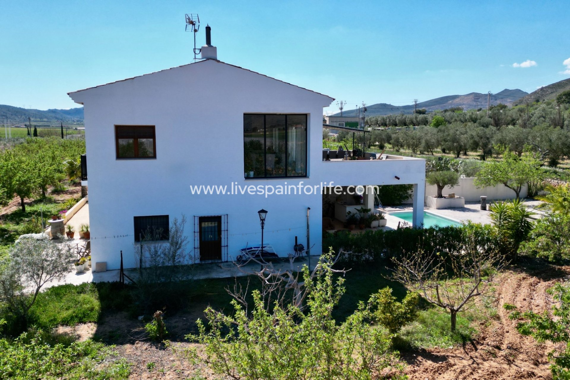Reventa - Villa (detached) -
Hondon De Las Nieves
