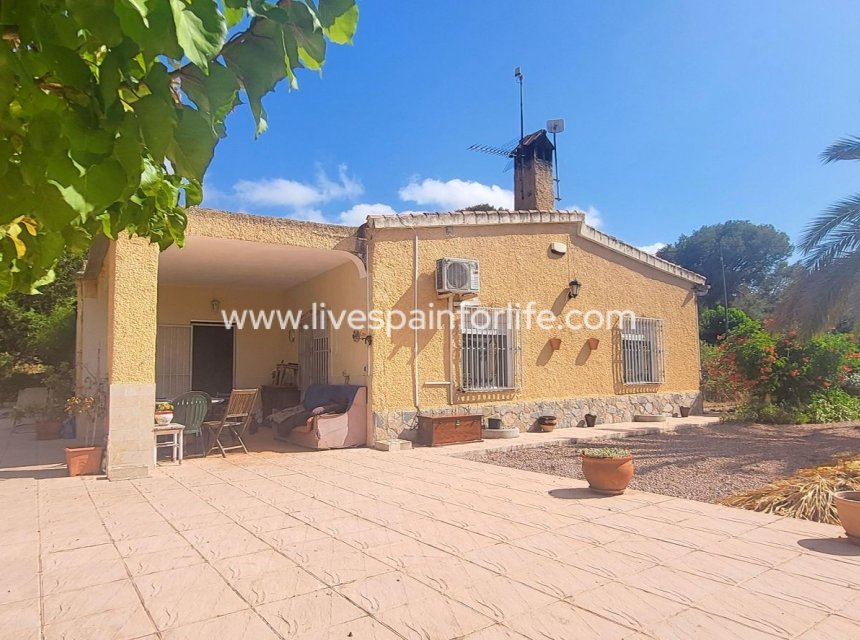 Reventa - Villa (detached) -
Hondon De Las Nieves