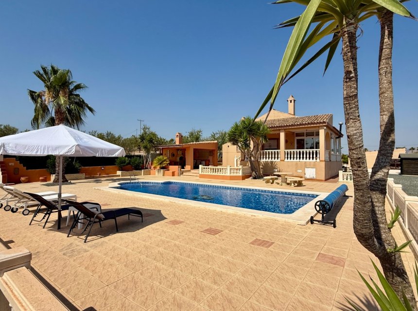 Reventa - Villa (detached) -
Hondon De Los Frailes