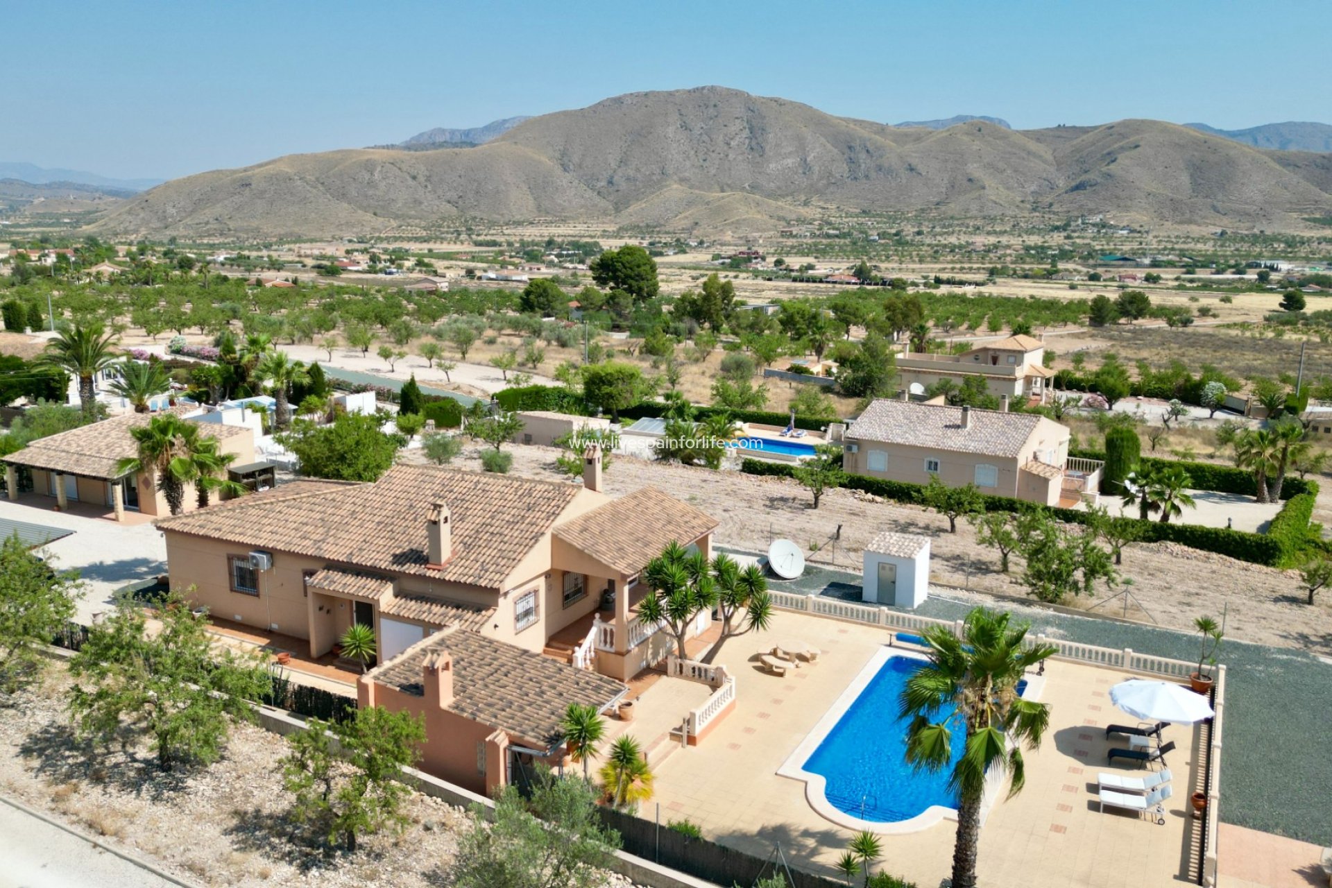 Reventa - Villa (detached) -
Hondon De Los Frailes