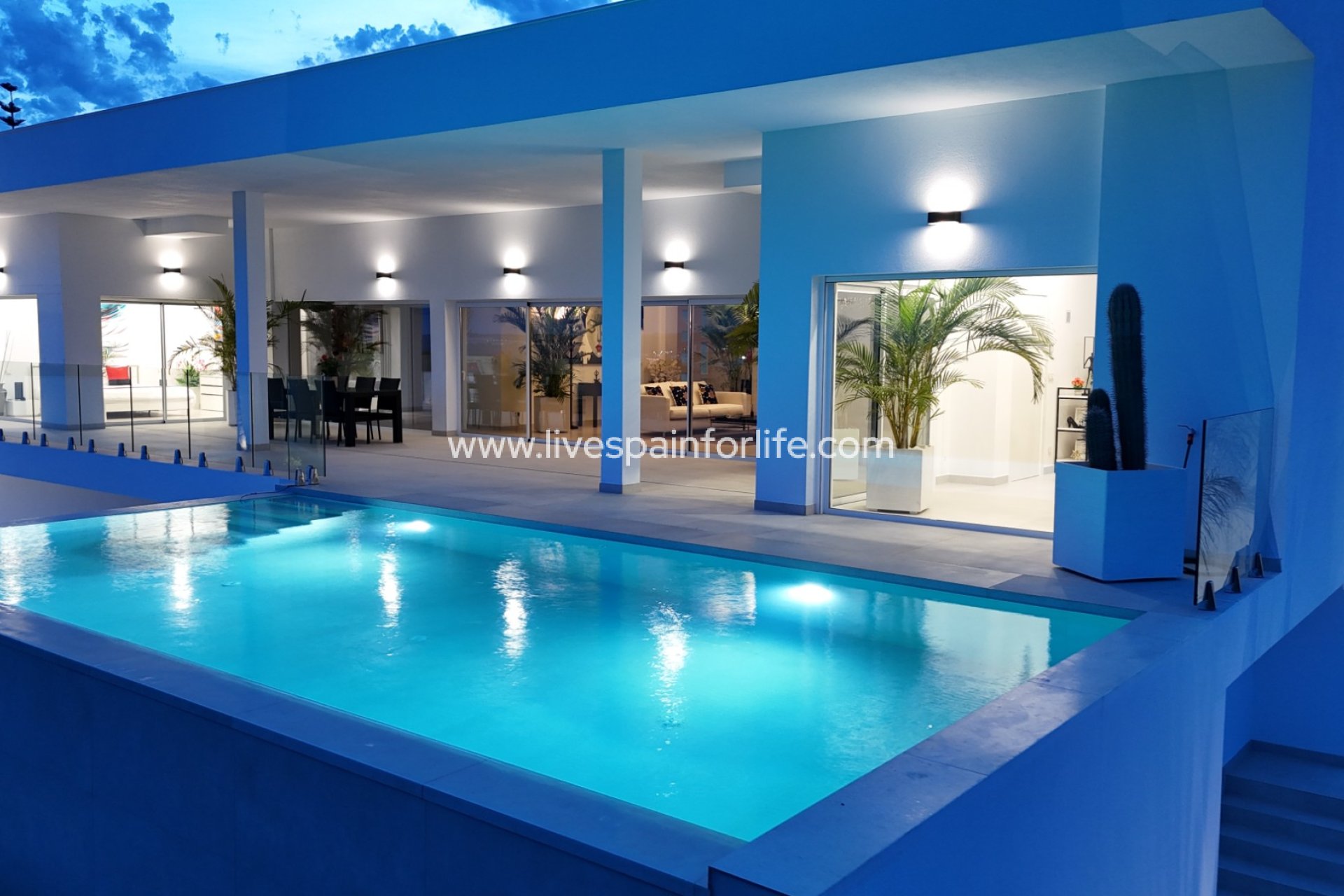 Reventa - Villa (detached) -
La Marina