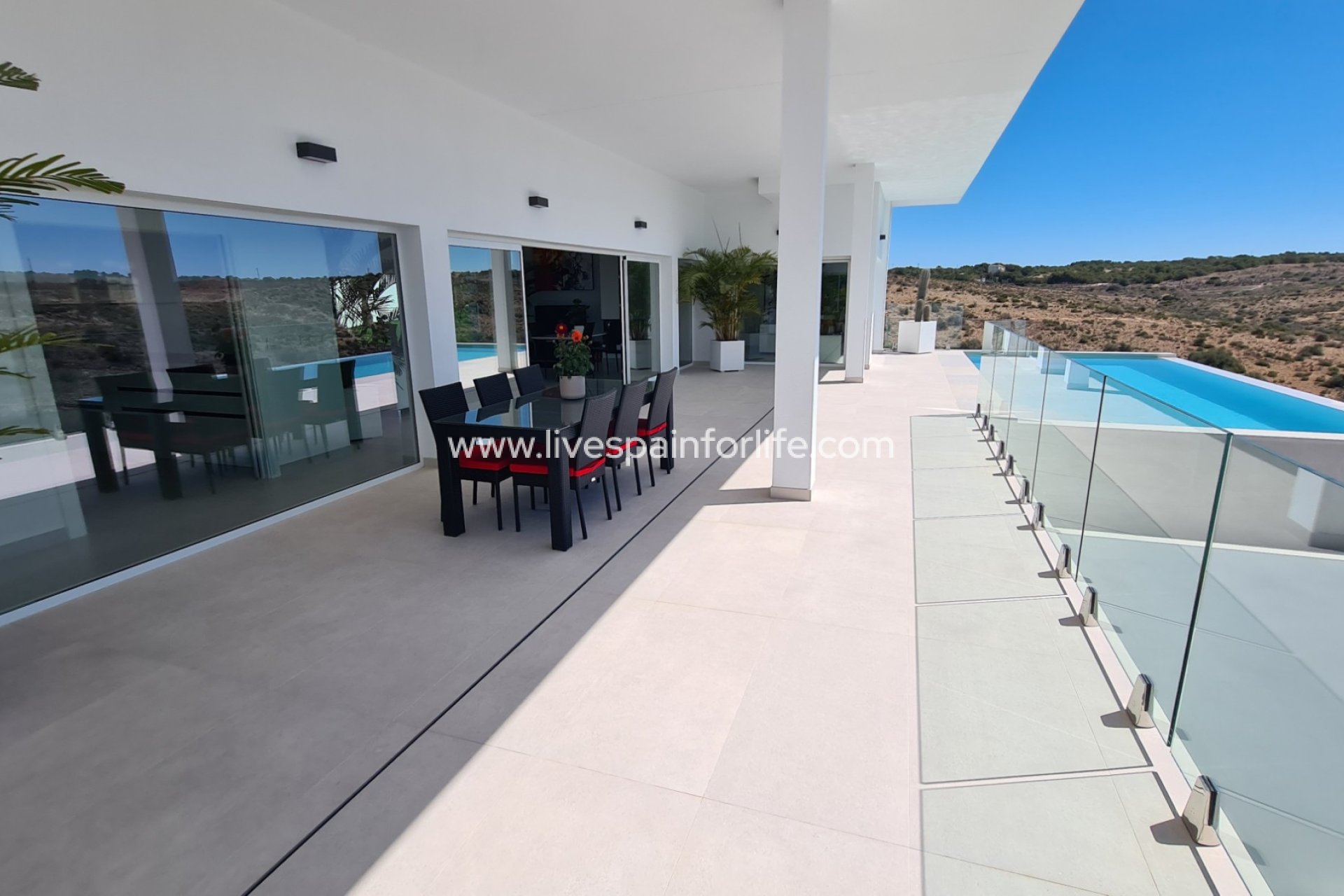 Reventa - Villa (detached) -
La Marina
