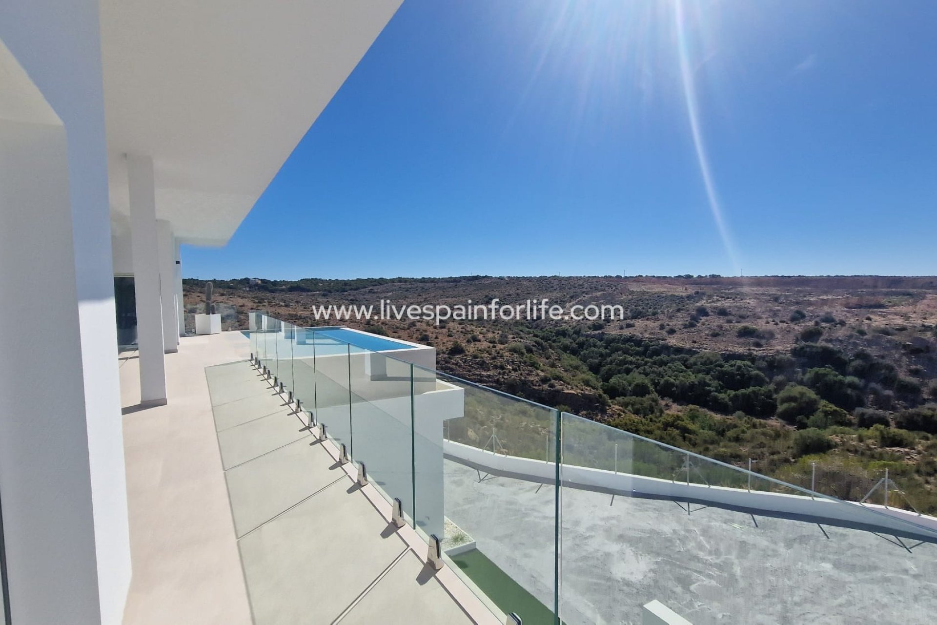 Reventa - Villa (detached) -
La Marina