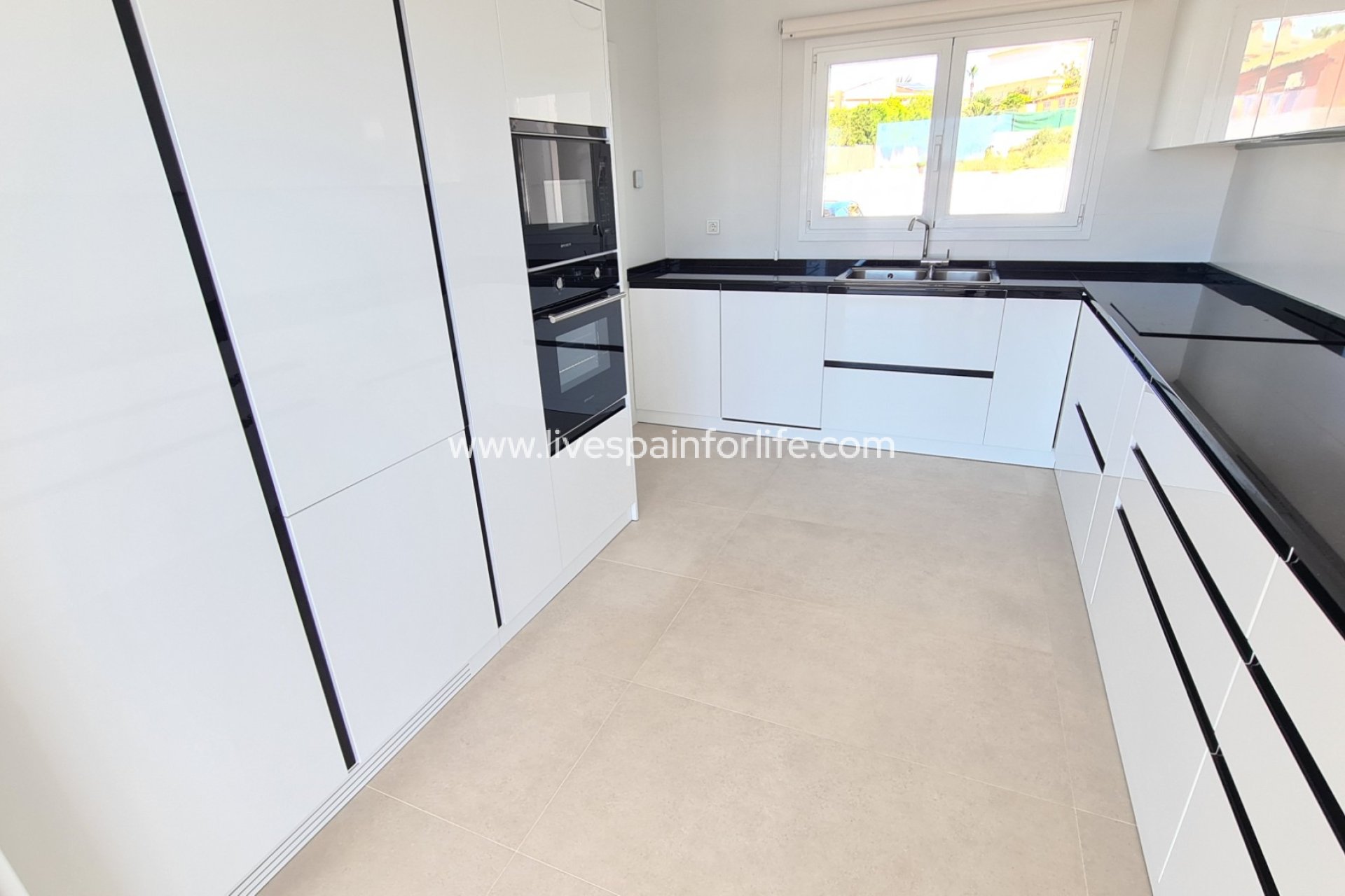 Reventa - Villa (detached) -
La Marina