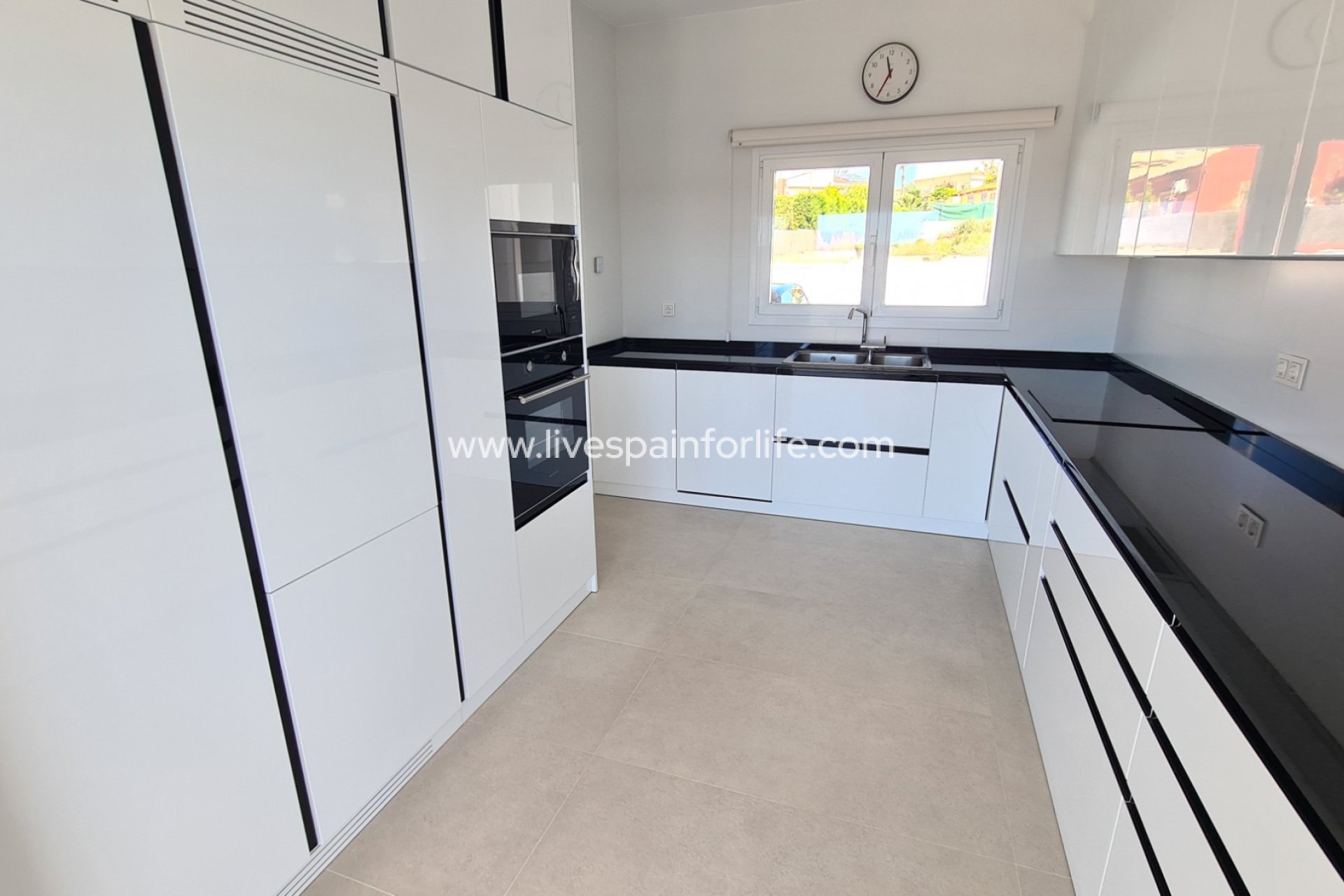 Reventa - Villa (detached) -
La Marina