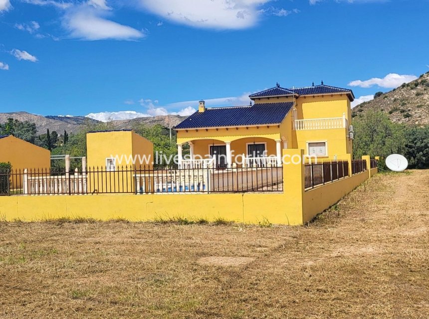 Reventa - Villa (detached) -
La Romana