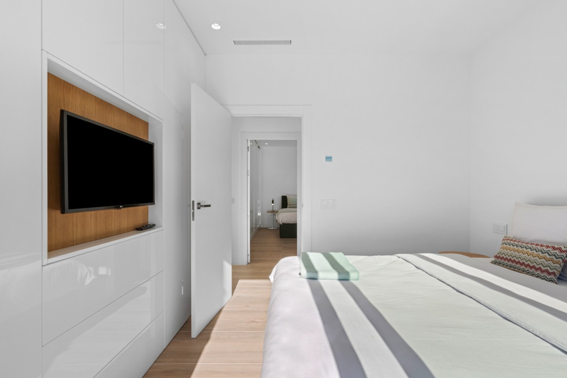 Reventa - Villa (detached) -
Las Colinas Golf Resort - Las Colinas Golf