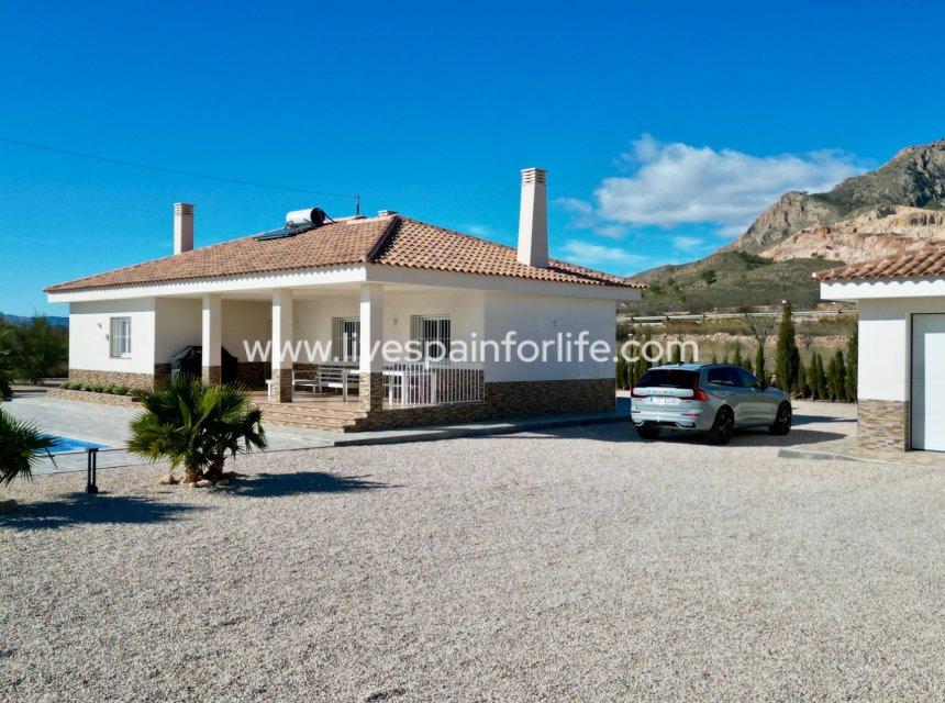 Reventa - Villa (detached) -
Macisvenda