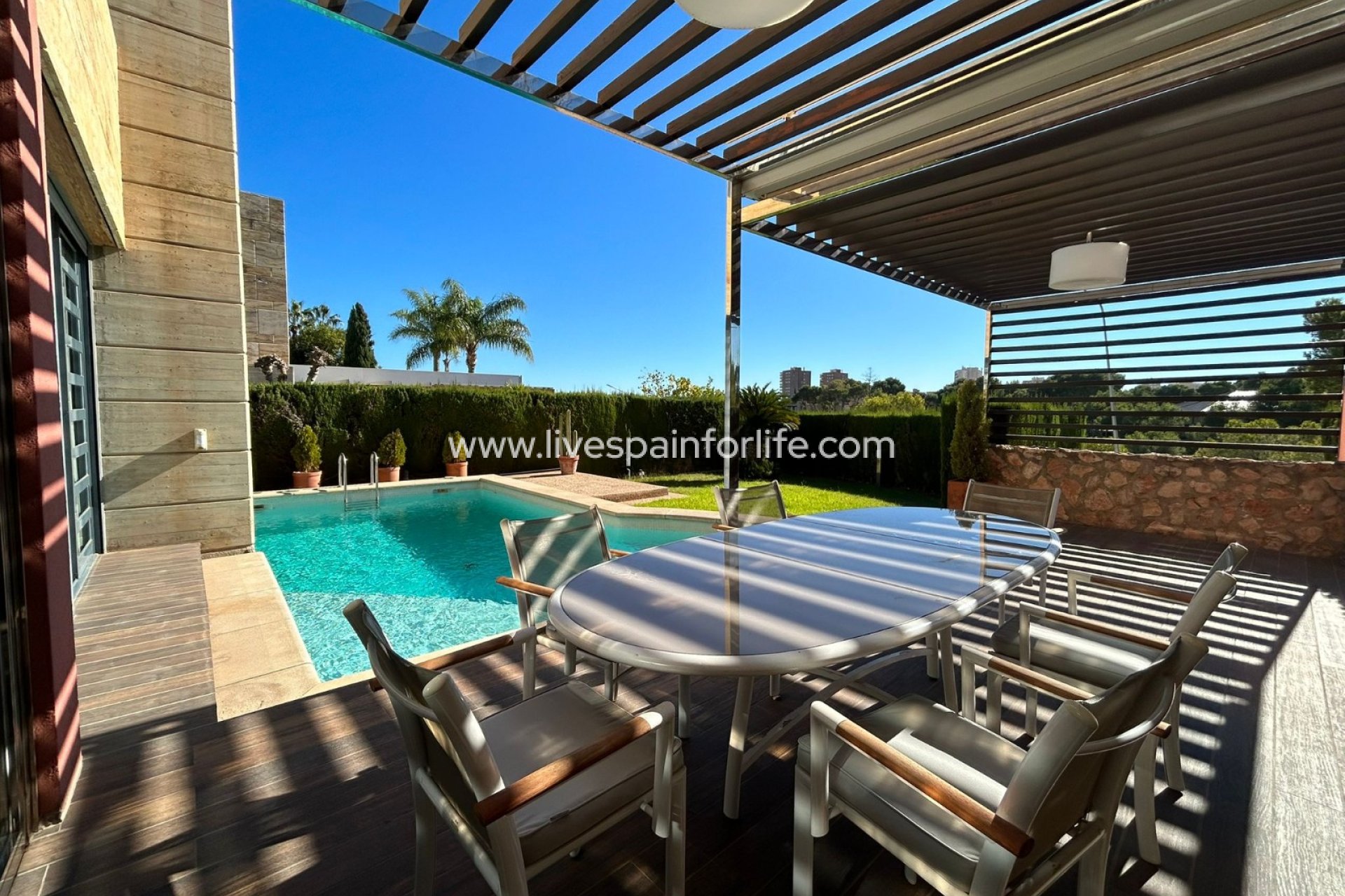 Reventa - Villa (detached) -
Orihuela Costa - Dehesa de Campoamor