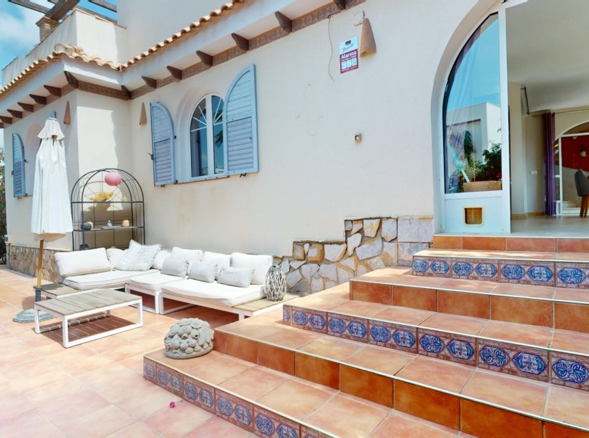 Reventa - Villa (detached) -
Orihuela Costa - La Zenia