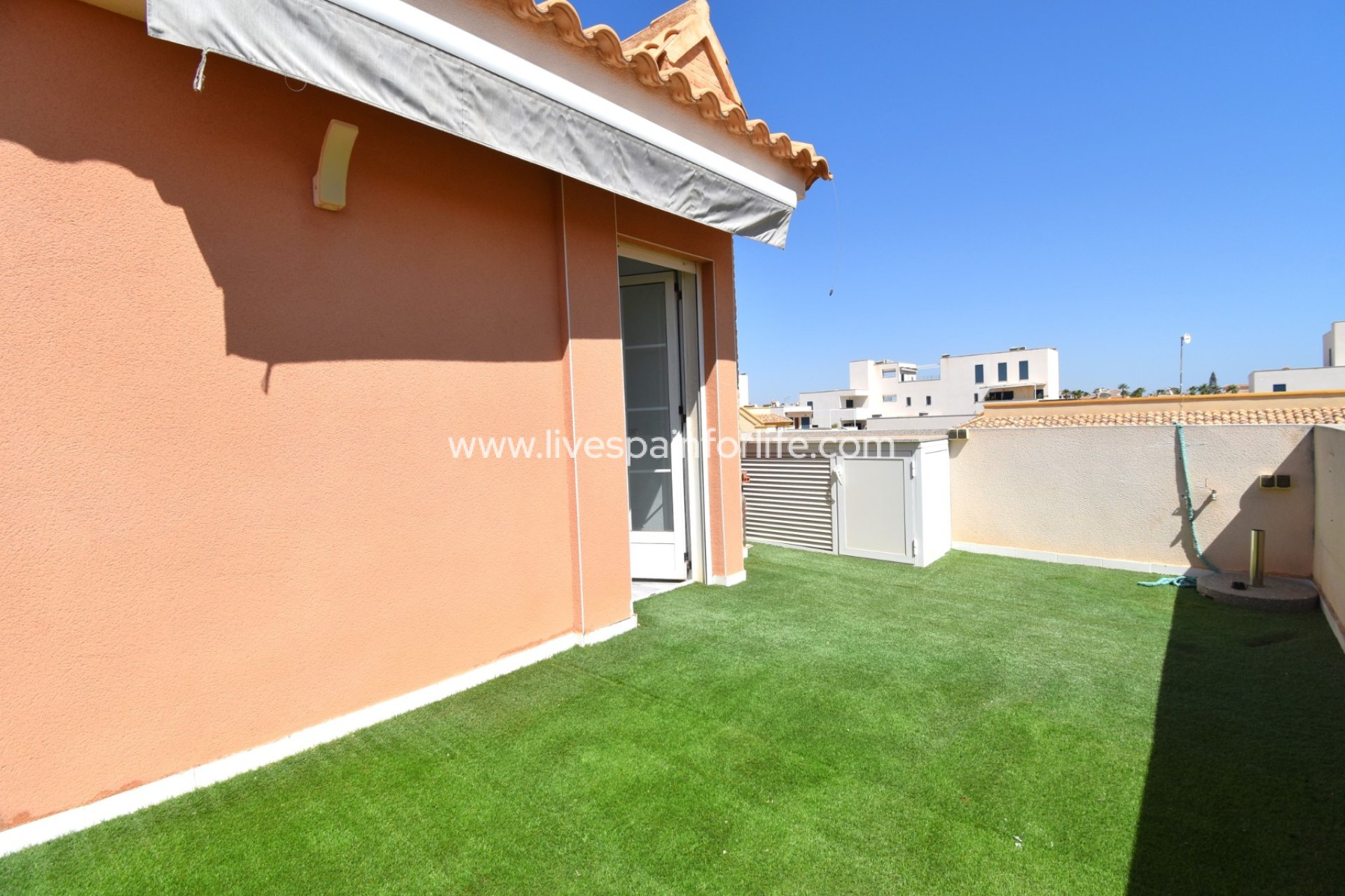 Reventa - Villa (detached) -
Orihuela Costa - Playa Flamenca