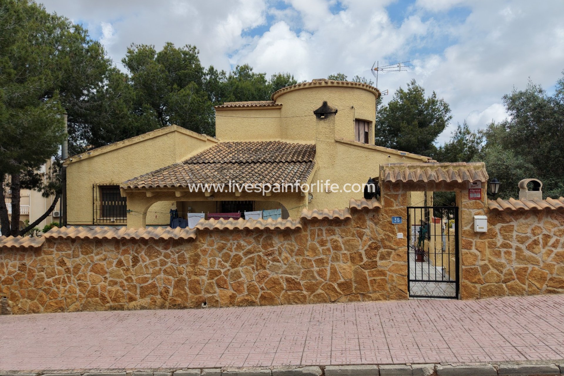 Reventa - Villa (detached) -
Orihuela Costa - Villamartin