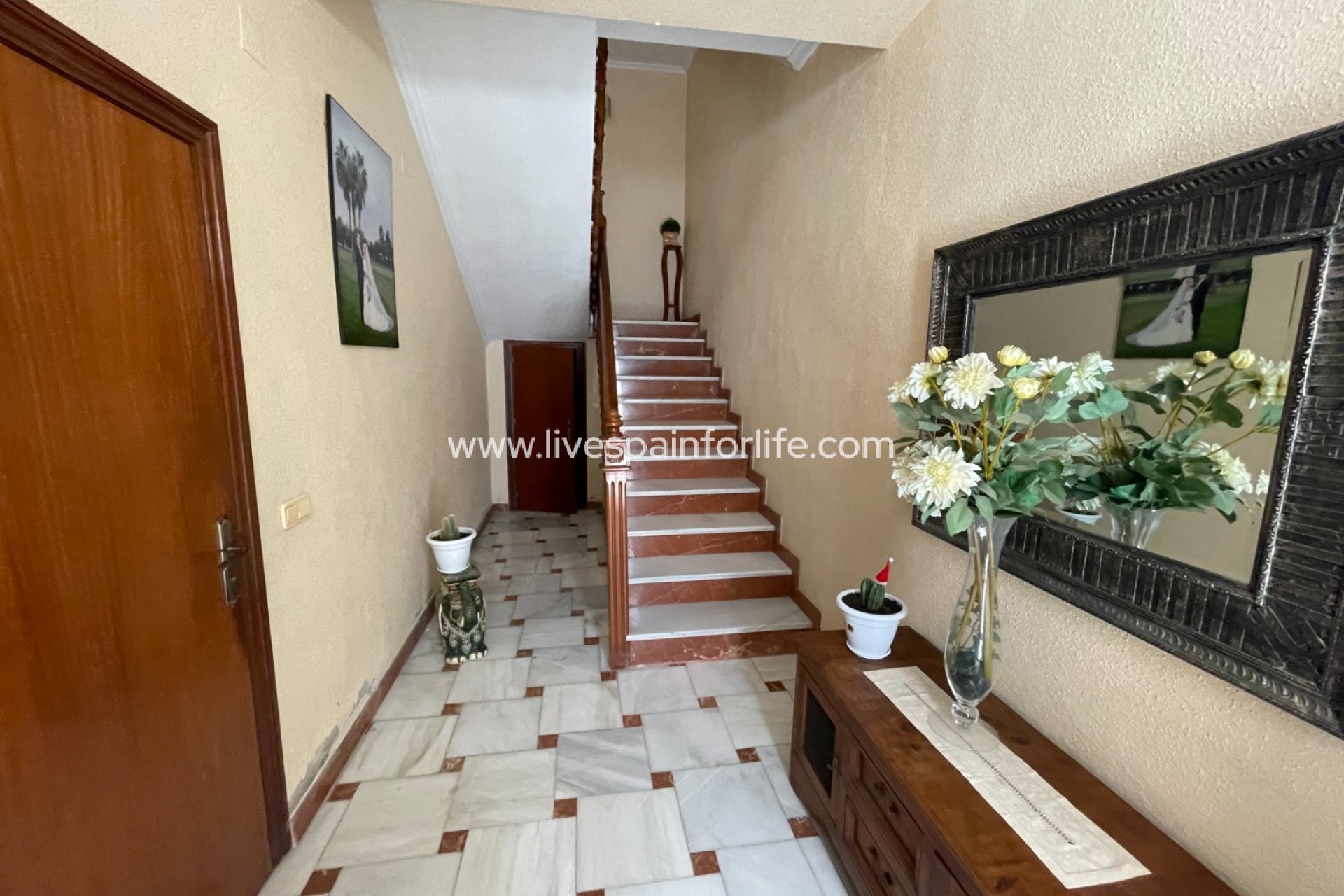 Reventa - Villa (detached) -
San Miguel De Salinas - pueblo