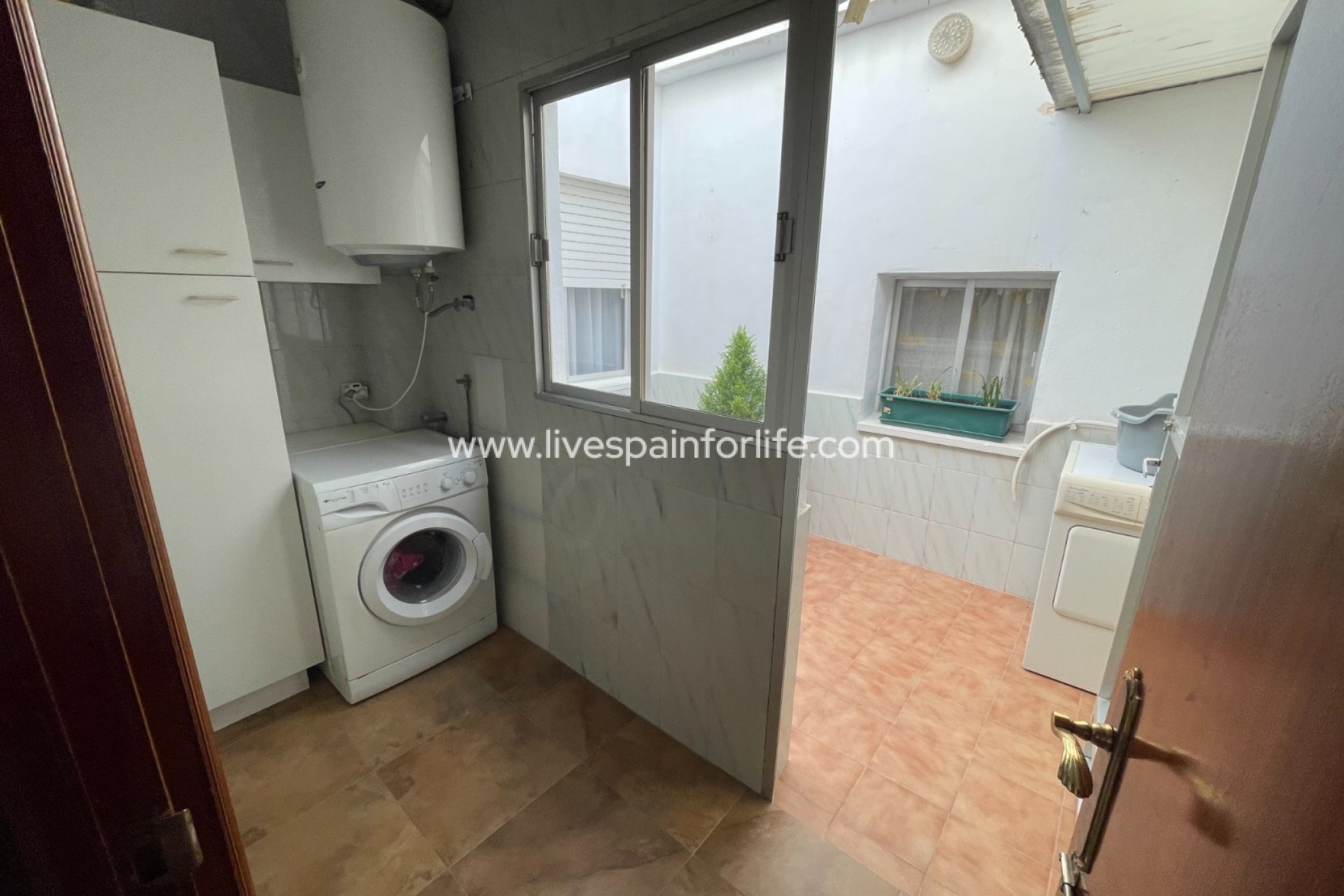 Reventa - Villa (detached) -
San Miguel De Salinas - pueblo