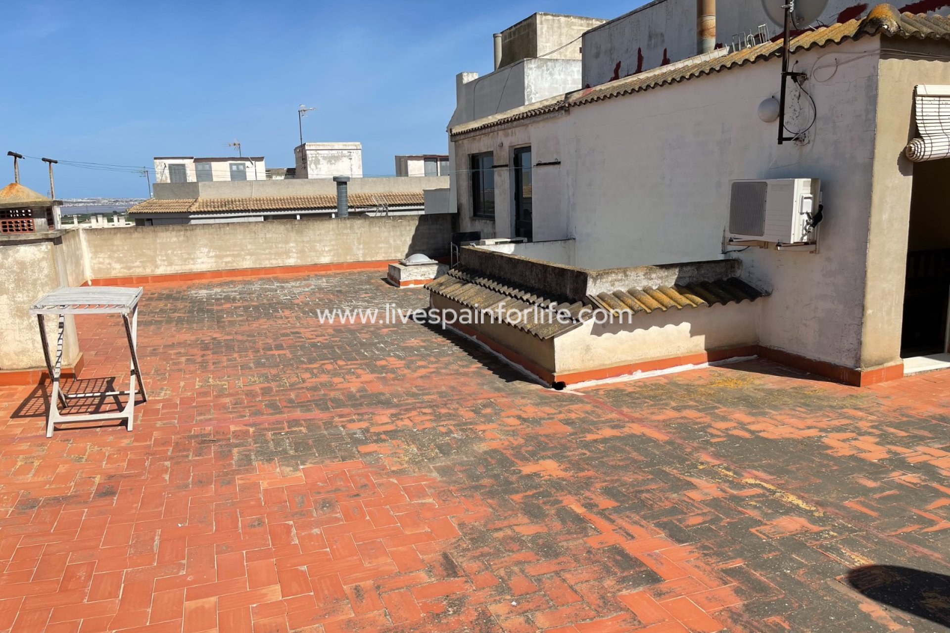 Reventa - Villa (detached) -
San Miguel De Salinas - pueblo