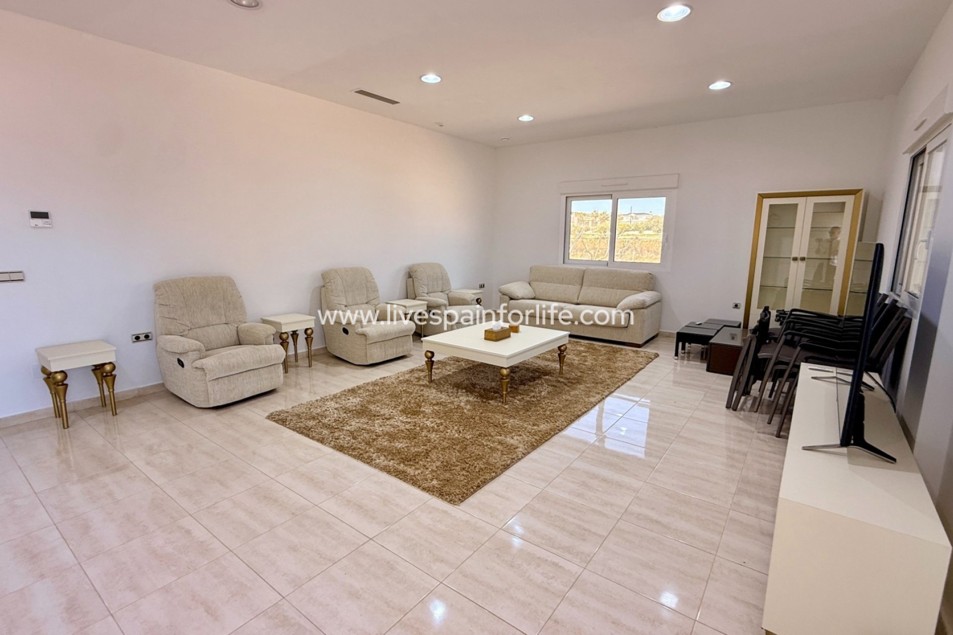 Revente - 5. Finca / Country Property -
Pinoso