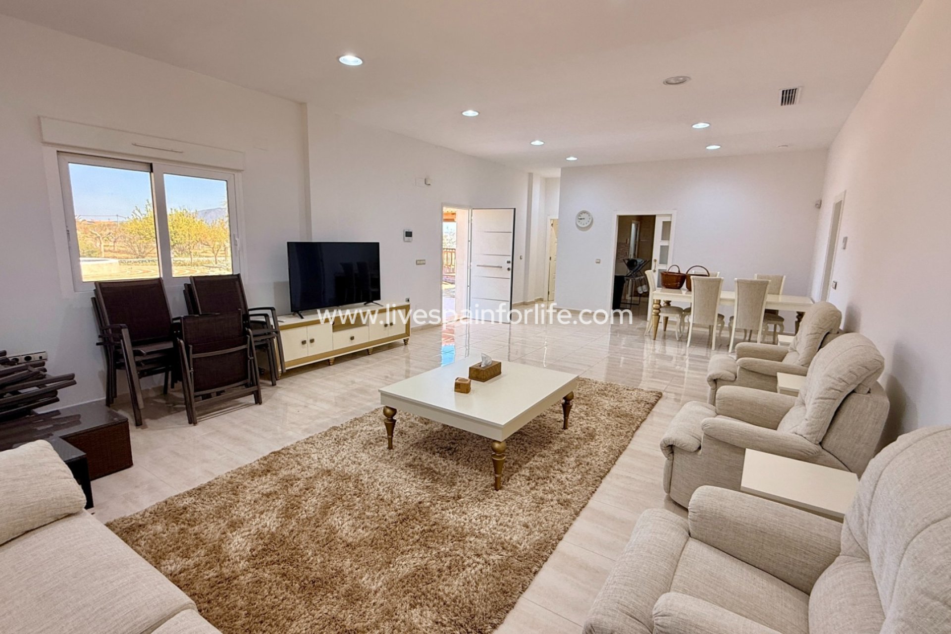 Revente - 5. Finca / Country Property -
Pinoso