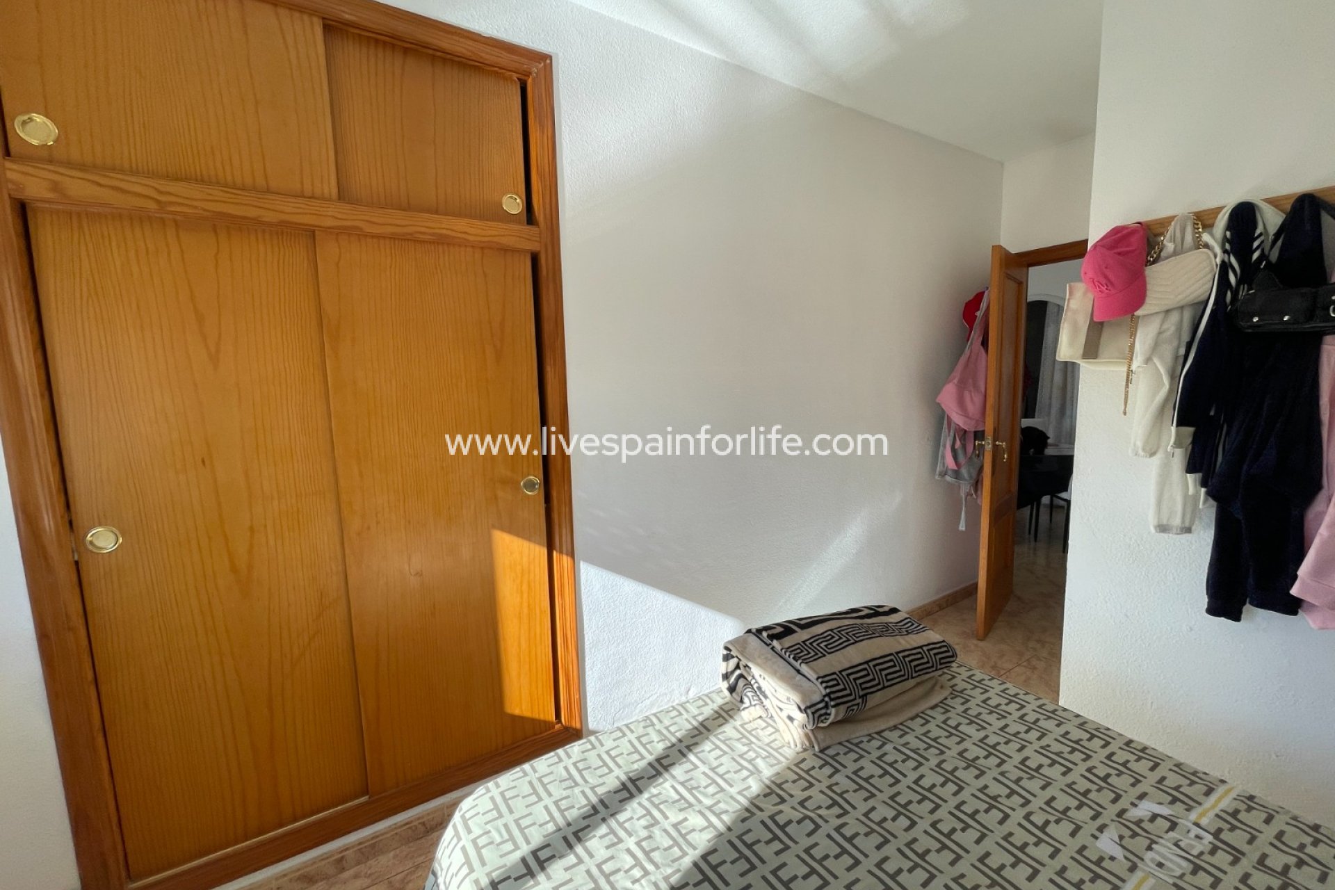 Revente - Apartment - Flat -
Torrevieia - Comunidad Valenciana