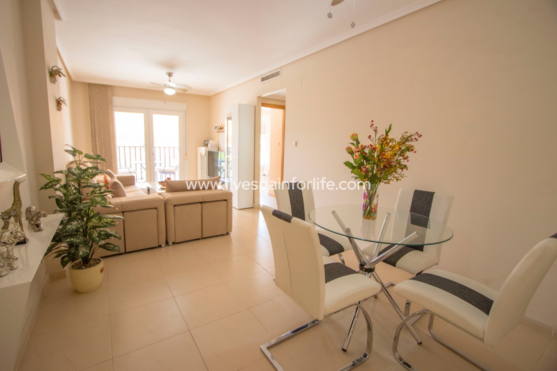 Revente - Apartments -
Albatera