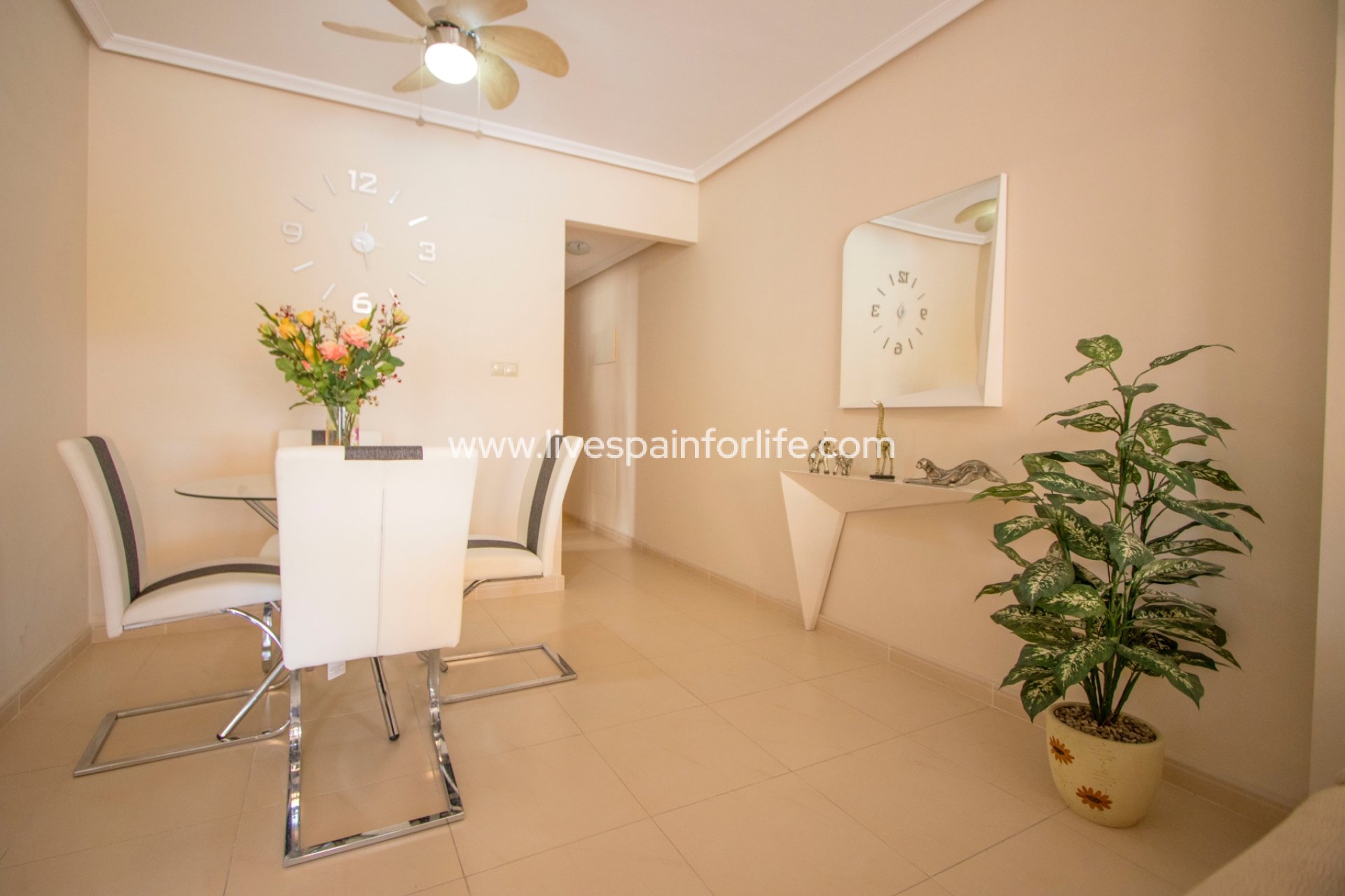 Revente - Apartments -
Albatera