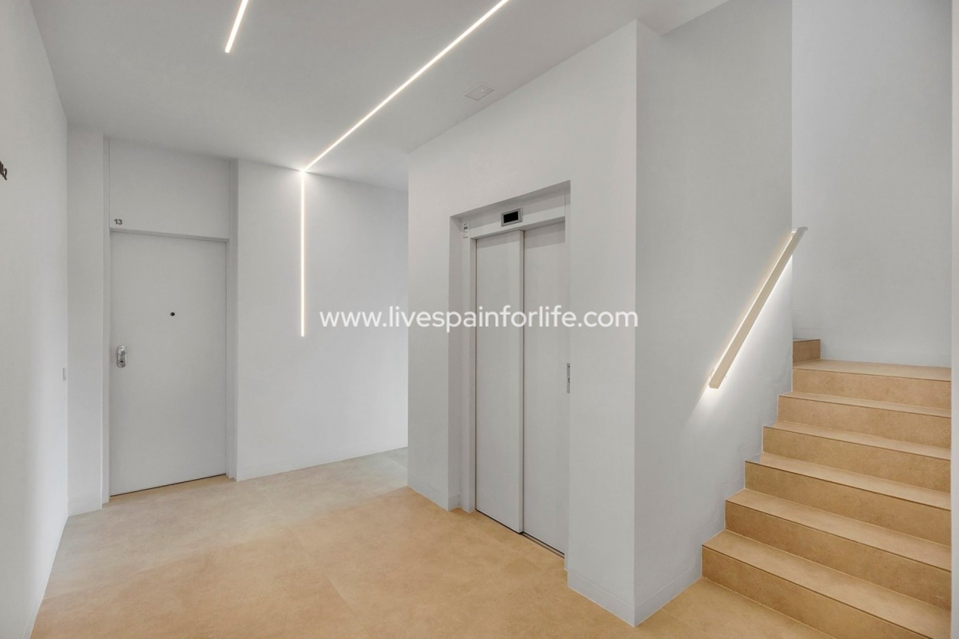 Revente - Apartments -
Alicante