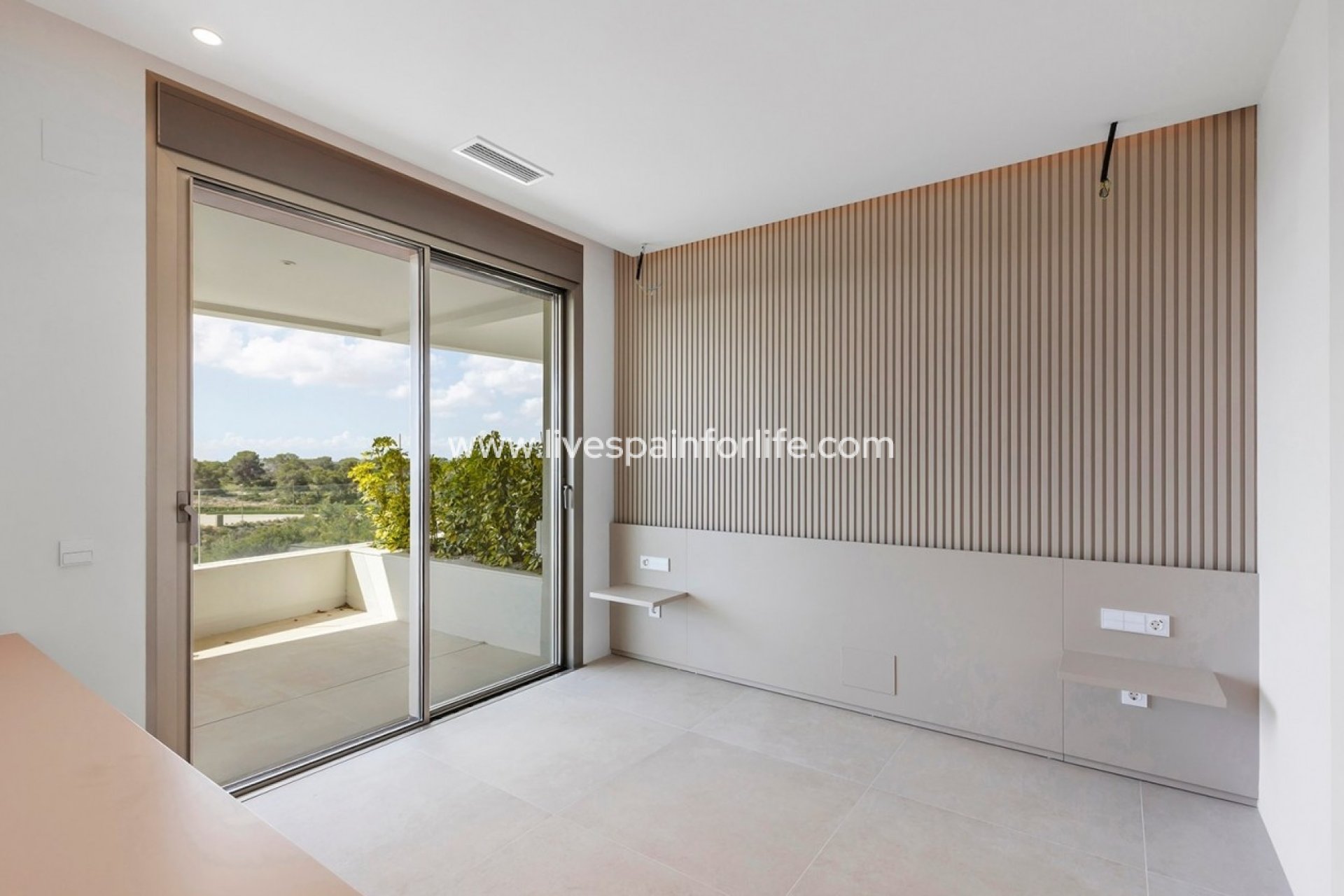 Revente - Apartments -
Alicante