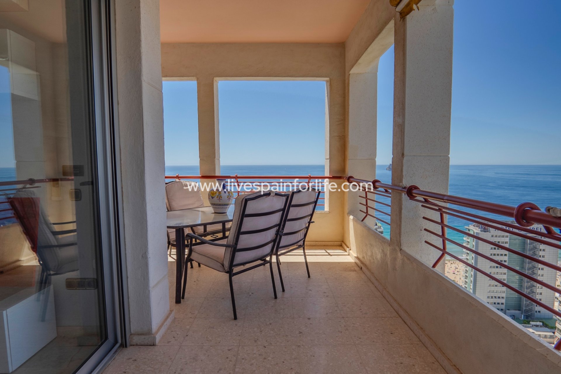 Revente - Apartments -
Benidorm