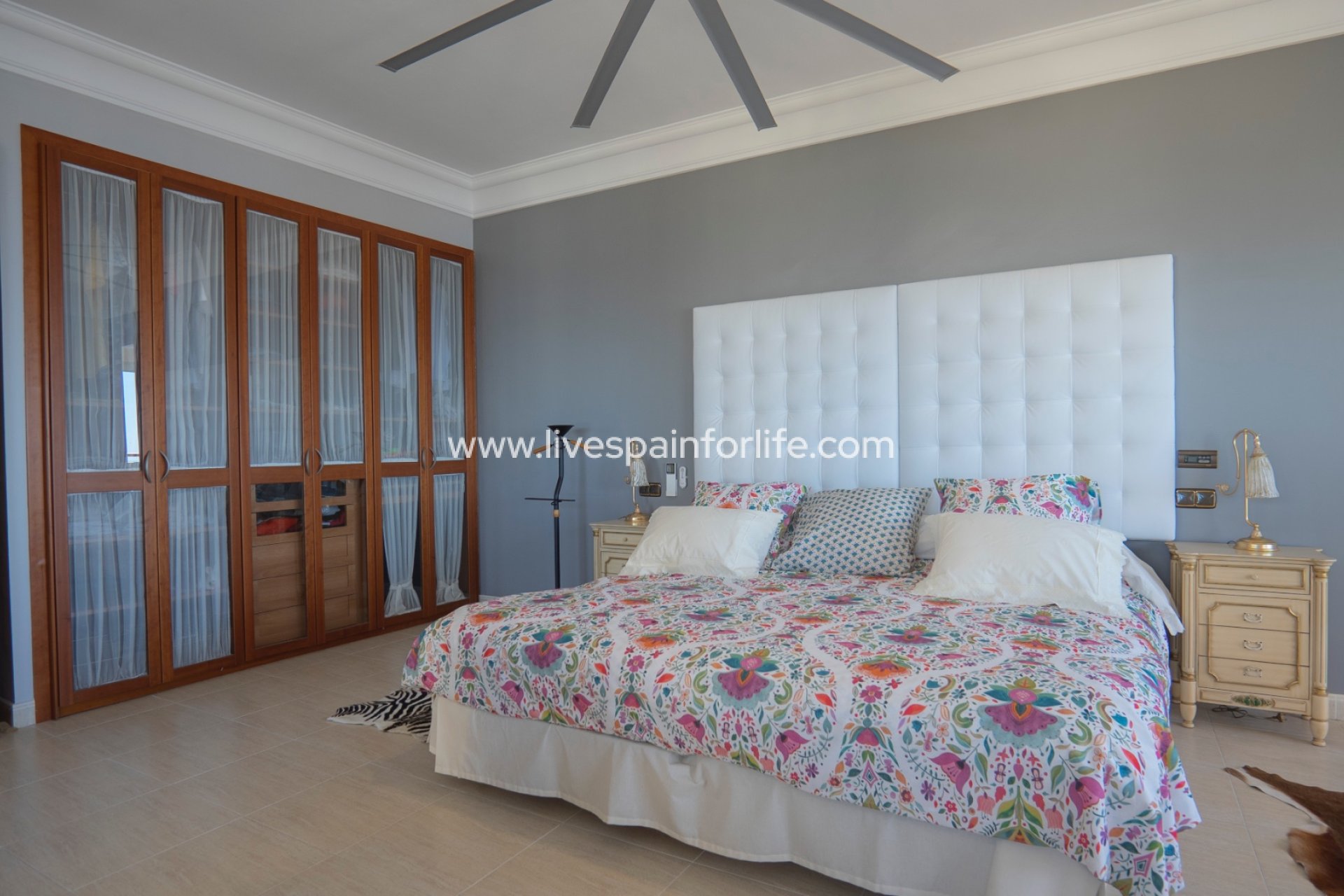 Revente - Apartments -
Benidorm