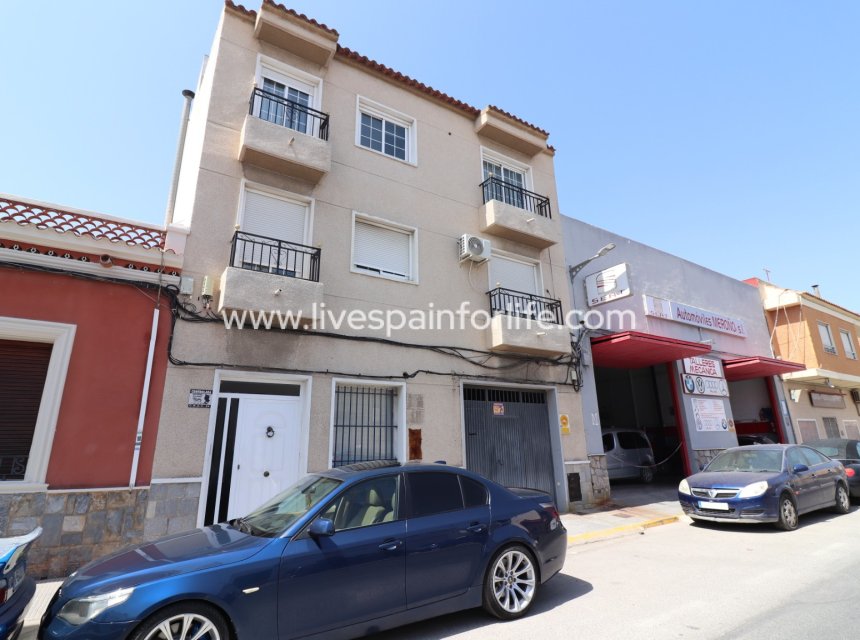 Revente - Apartments -
Dolores - Dolores - Town