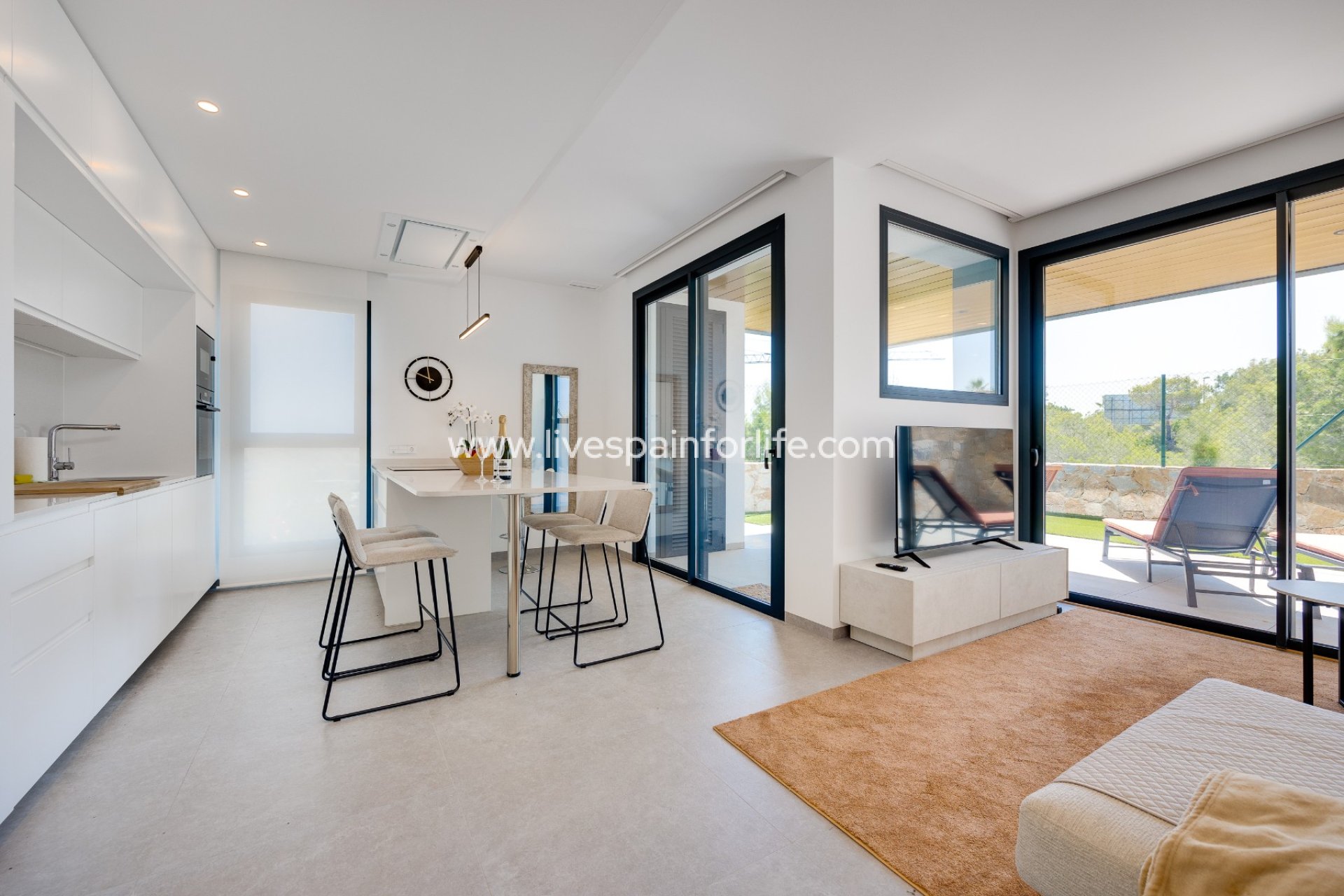 Revente - Apartments -
Las Colinas Golf Resort