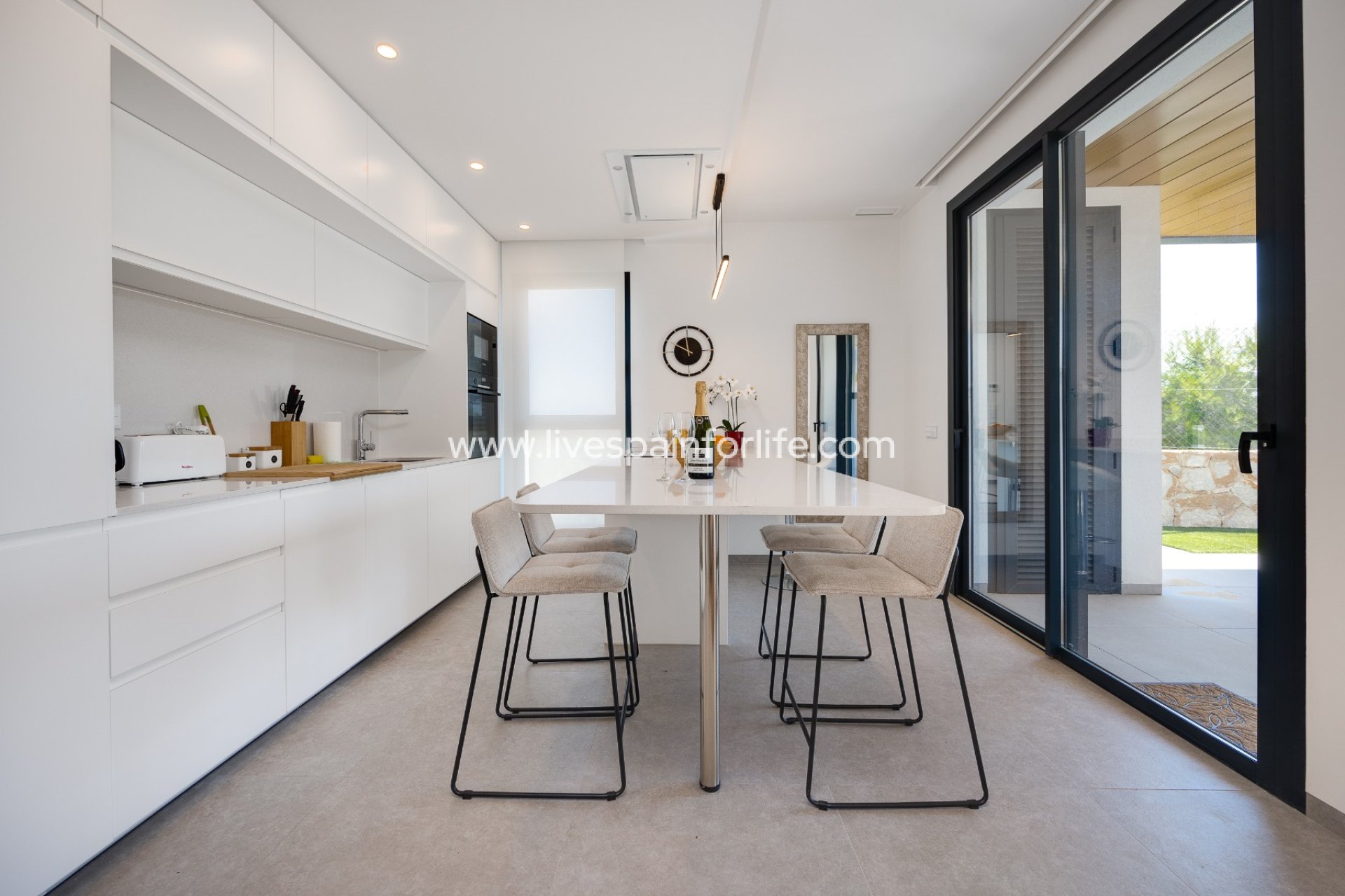 Revente - Apartments -
Las Colinas Golf Resort