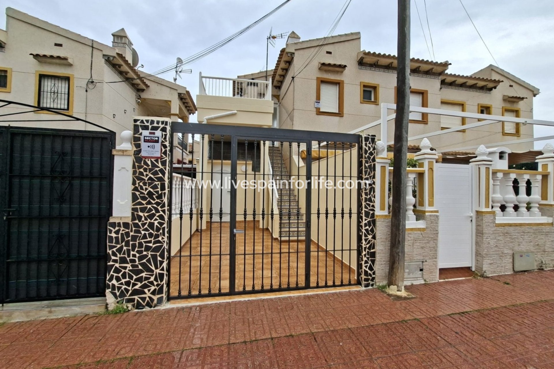 Revente - Apartments -
Orihuela Costa - Punta Prima