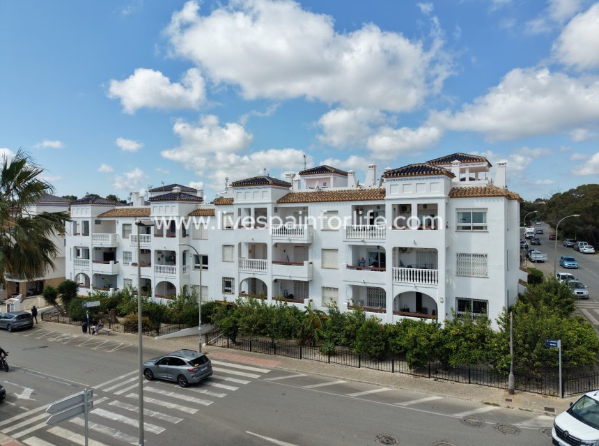 Revente - Apartments -
Orihuela Costa - Villamartin