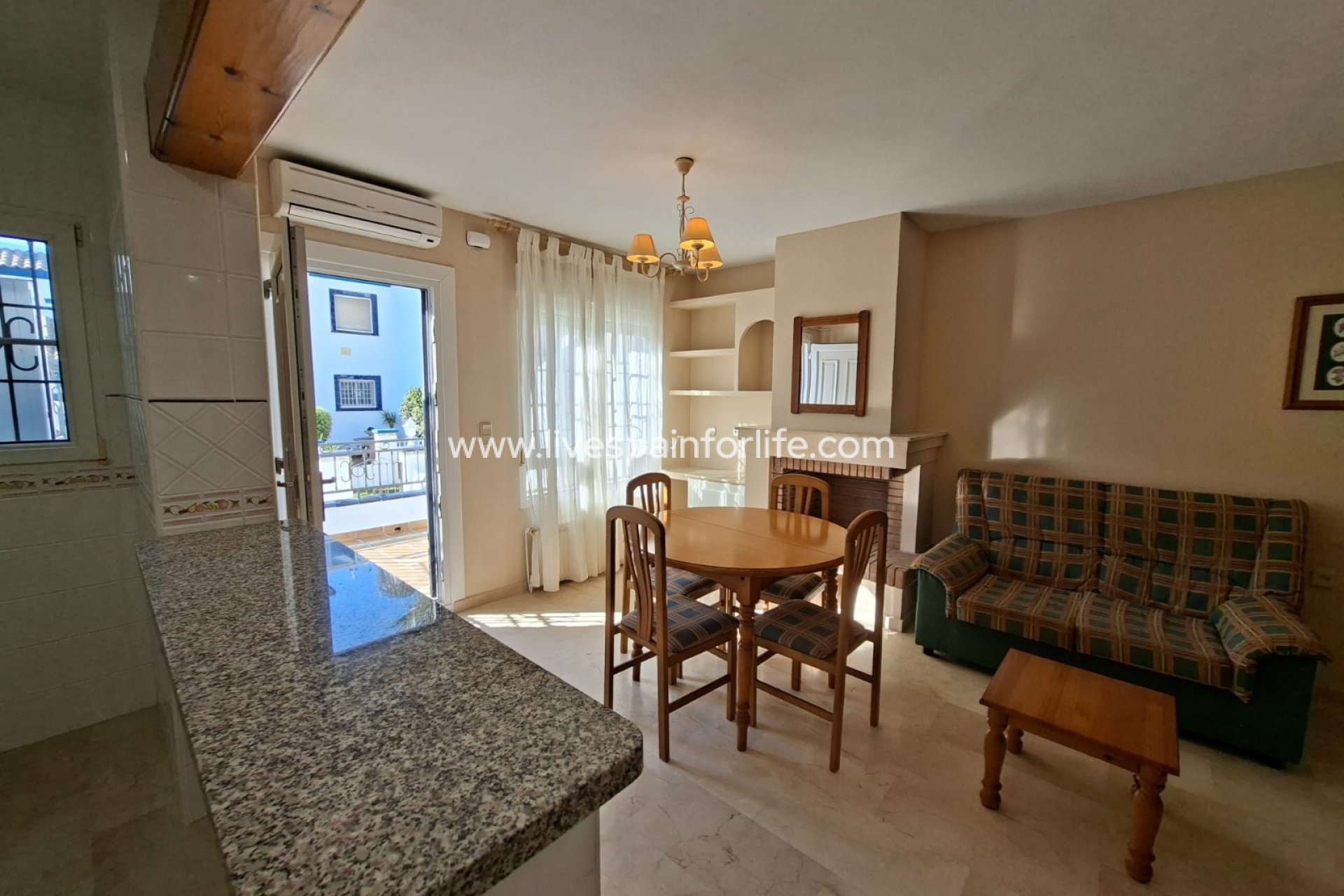 Revente - Bungalow -
Orihuela Costa