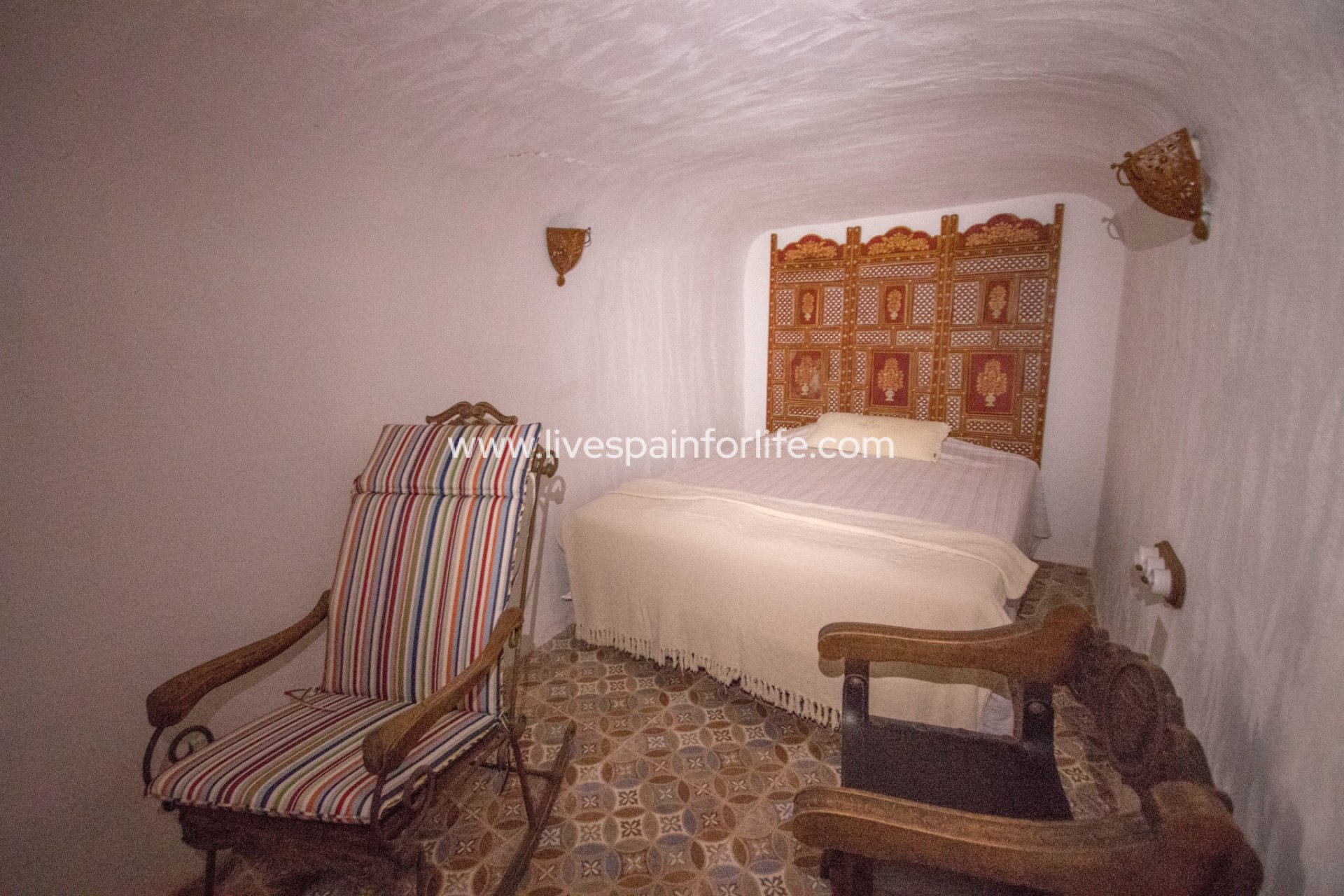 Revente - Cave maison -
Alicante